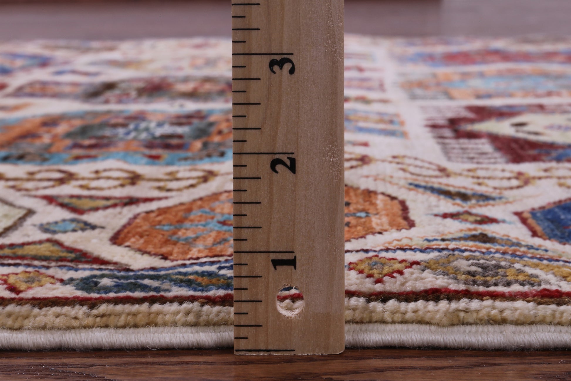 Ivory Turkmen Ersari Hand Knotted Wool Rug - 4' 1" X 6' 1" - Golden Nile