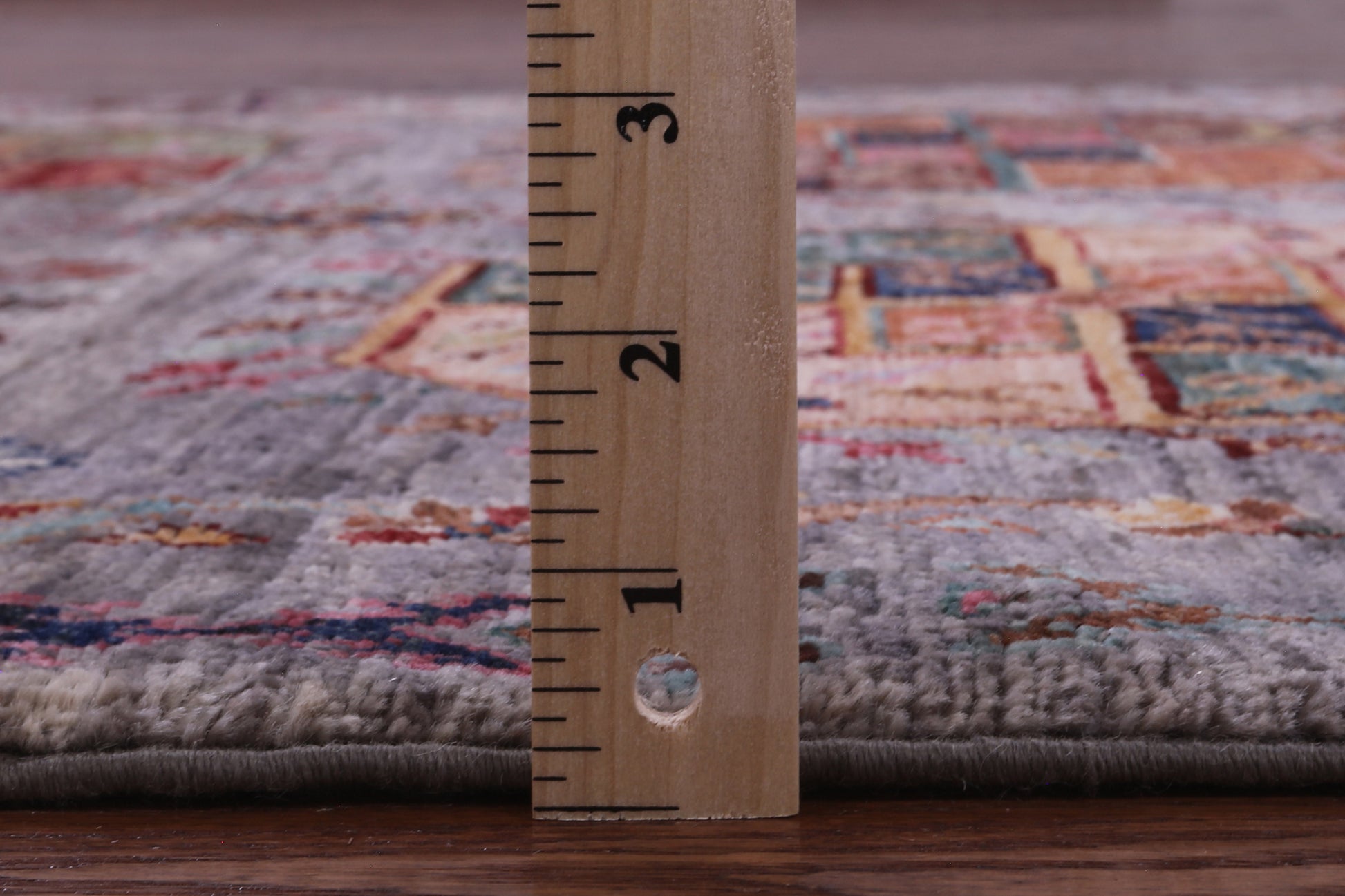 Turkmen Ersari Hand Knotted Wool Rug - 4' 0" X 6' 4" - Golden Nile