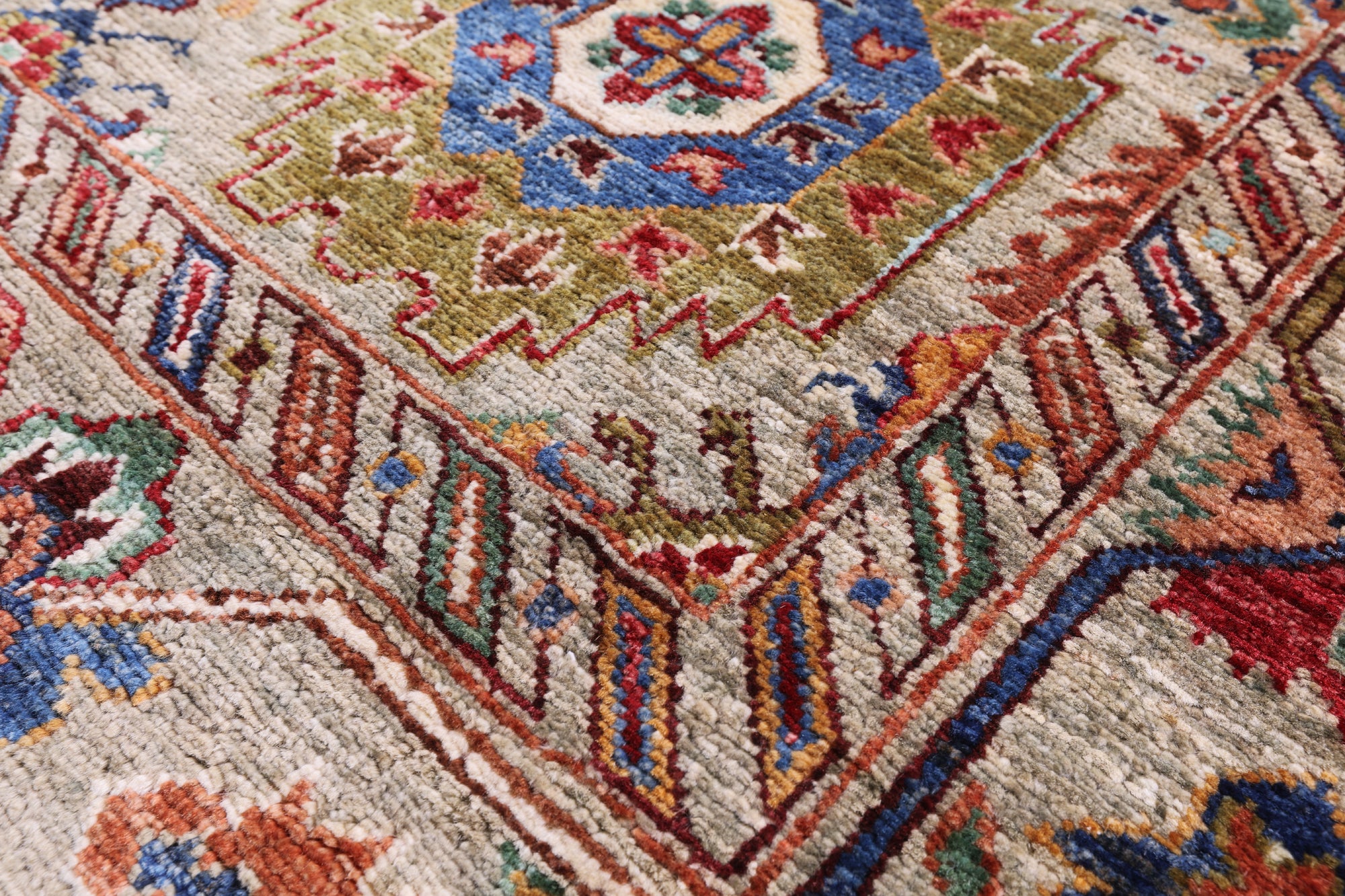 Turkmen Ersari Handmade Wool Rug - 5' 0" X 6' 9" - Golden Nile