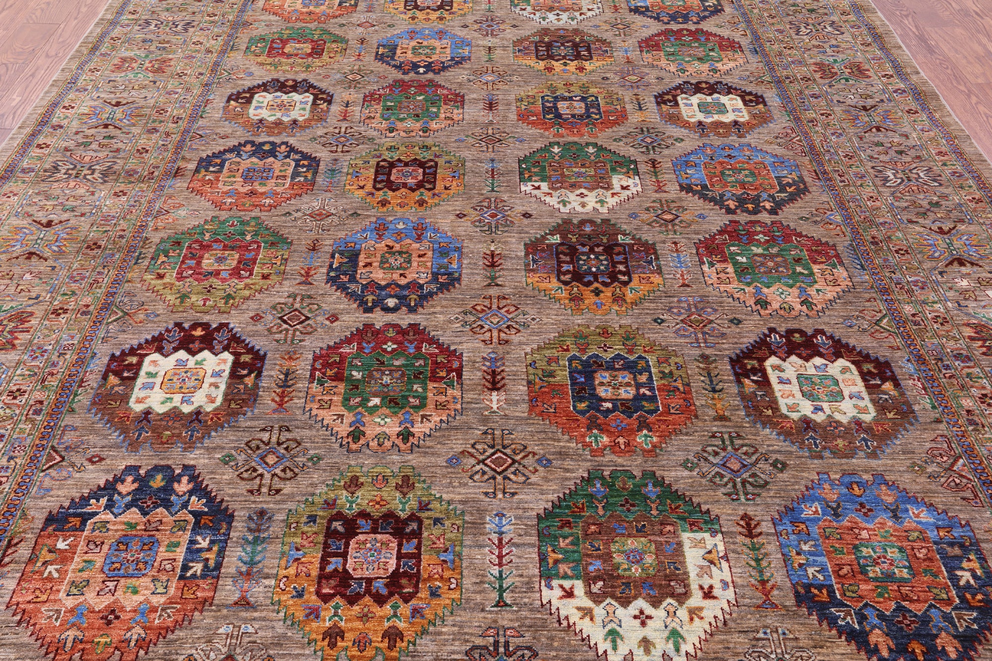Turkmen Ersari Hand Knotted Wool Rug - 8' 10" X 11' 10" - Golden Nile