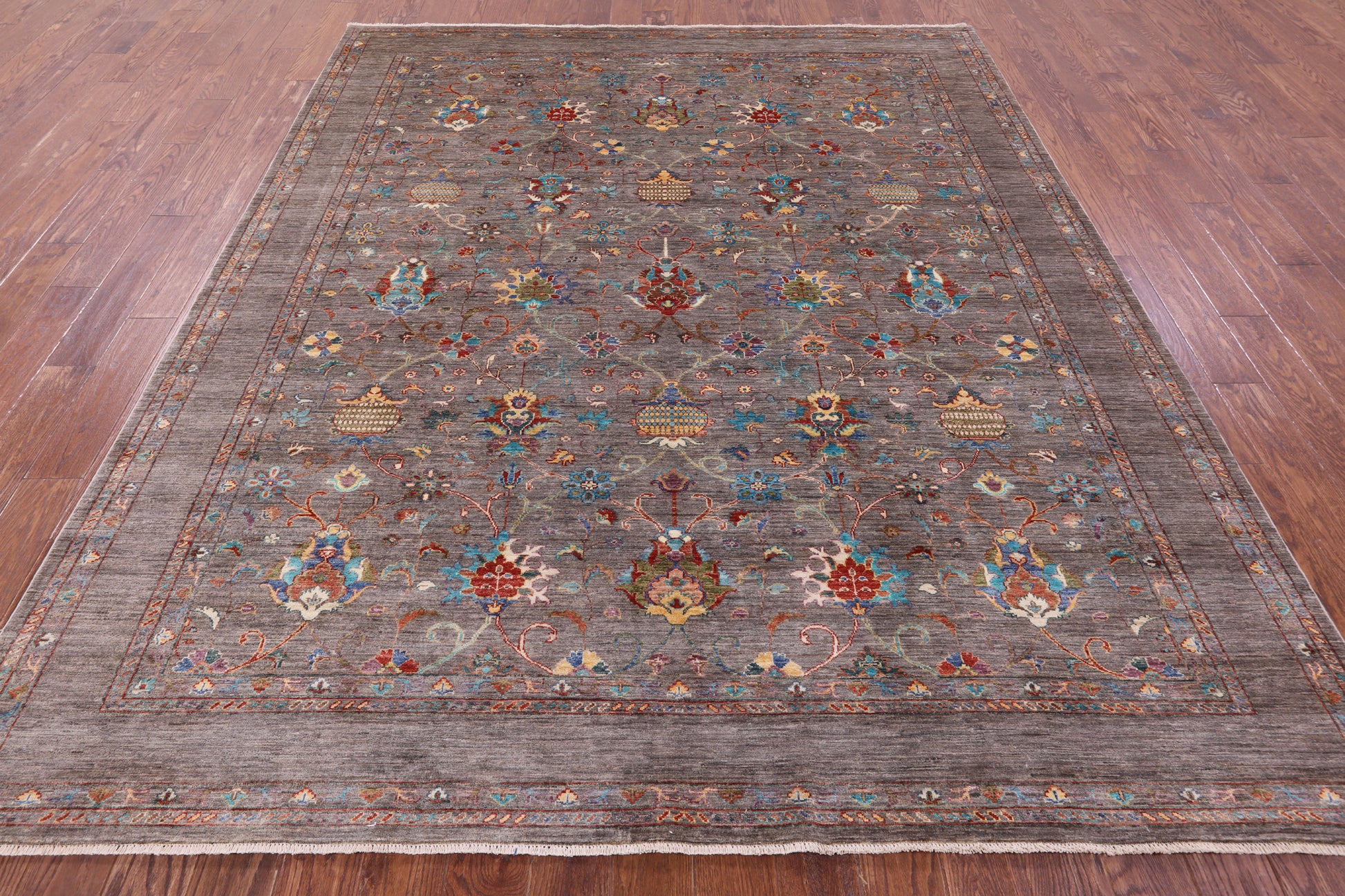 Peshawar Hand Knotted Wool Rug - 8' 1" X 9' 8" - Golden Nile