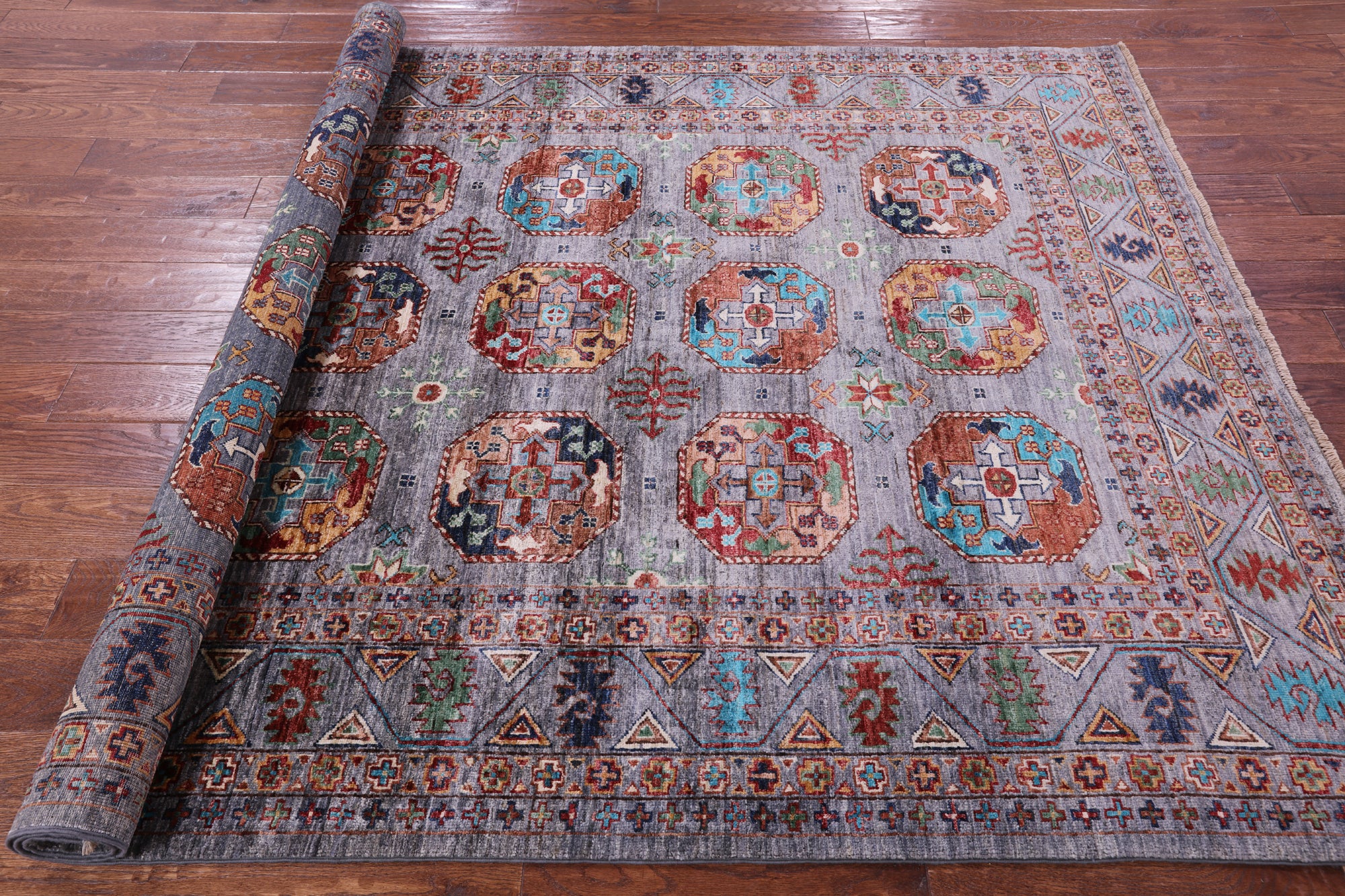 Grey Turkmen Ersari Hand Knotted Wool Rug - 5' 10" X 7' 11" - Golden Nile