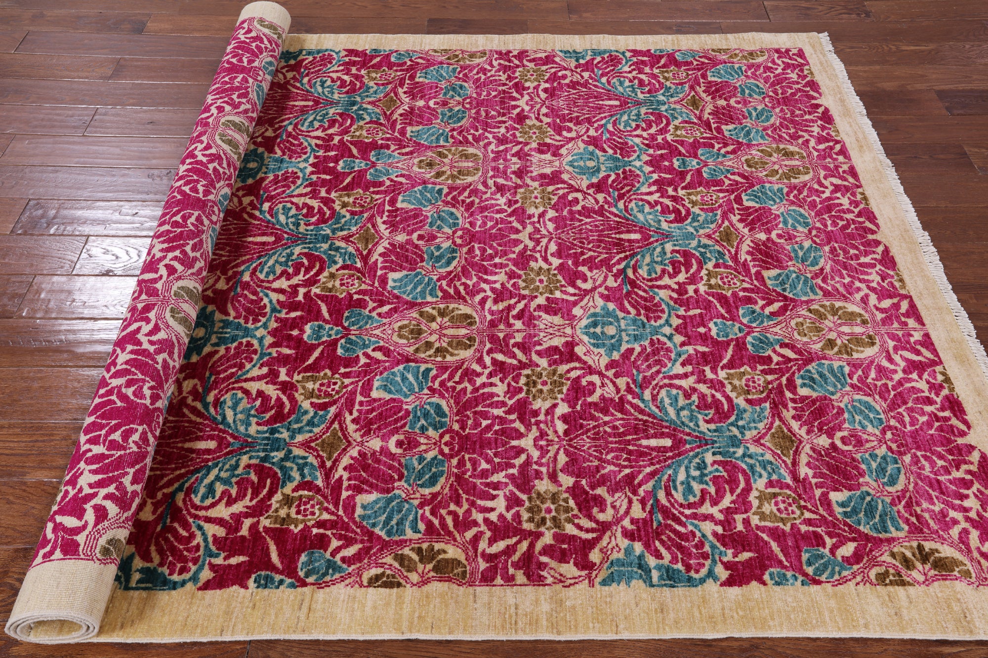 William Morris Hand Knotted Wool Area Rug - 6' 1" X 8' 10" - Golden Nile