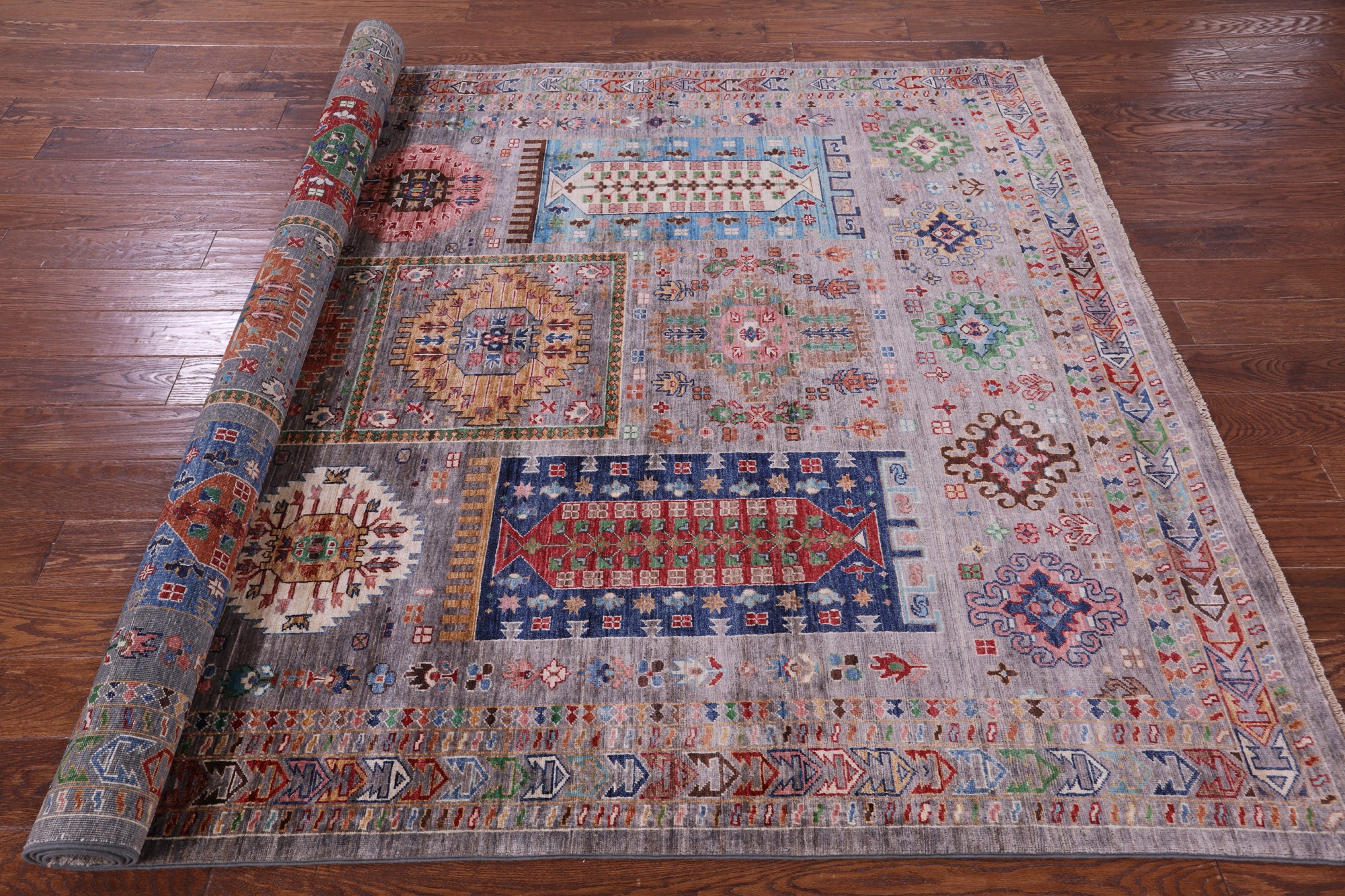 Turkmen Ersari Hand Knotted Wool Rug - 6' 6" X 10' 2" - Golden Nile
