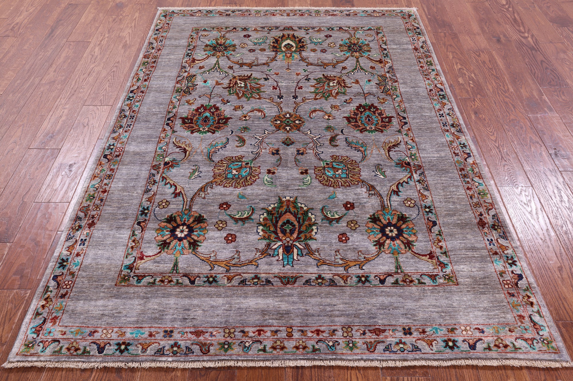 Grey Peshawar Hand Knotted Wool Rug - 4' 10" X 6' 9" - Golden Nile