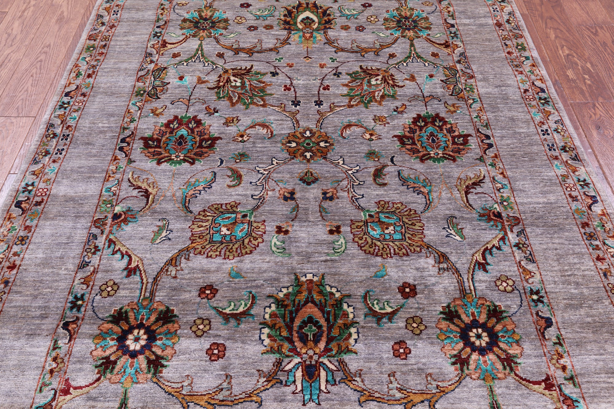 Grey Peshawar Hand Knotted Wool Rug - 4' 10" X 6' 9" - Golden Nile