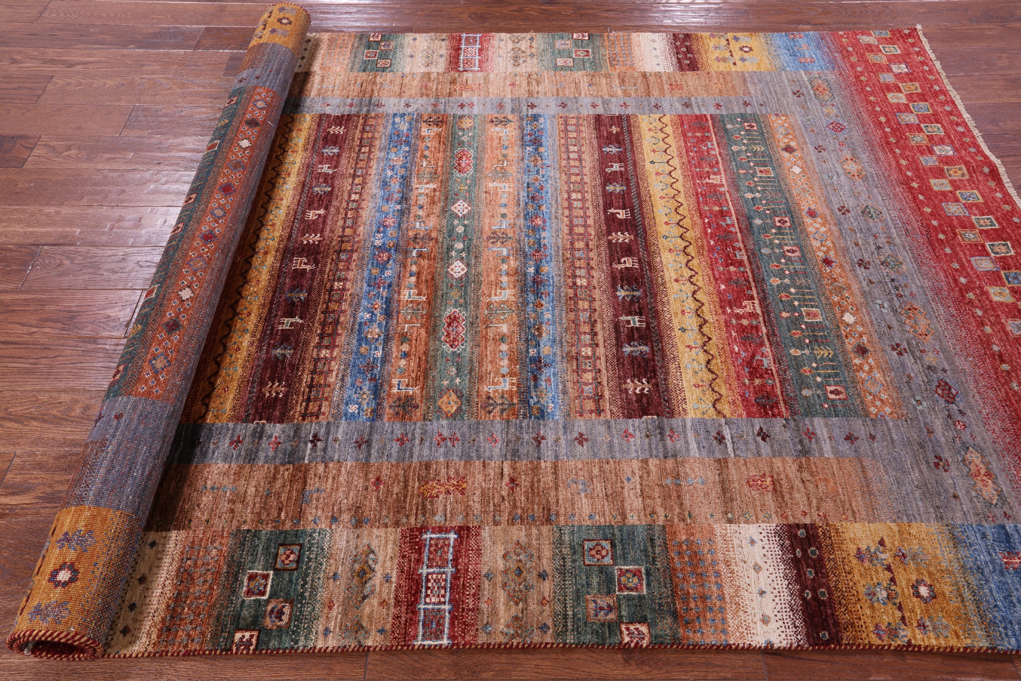 Tribal Persian Gabbeh Handmade Wool Rug - 5' 7" X 7' 10" - Golden Nile