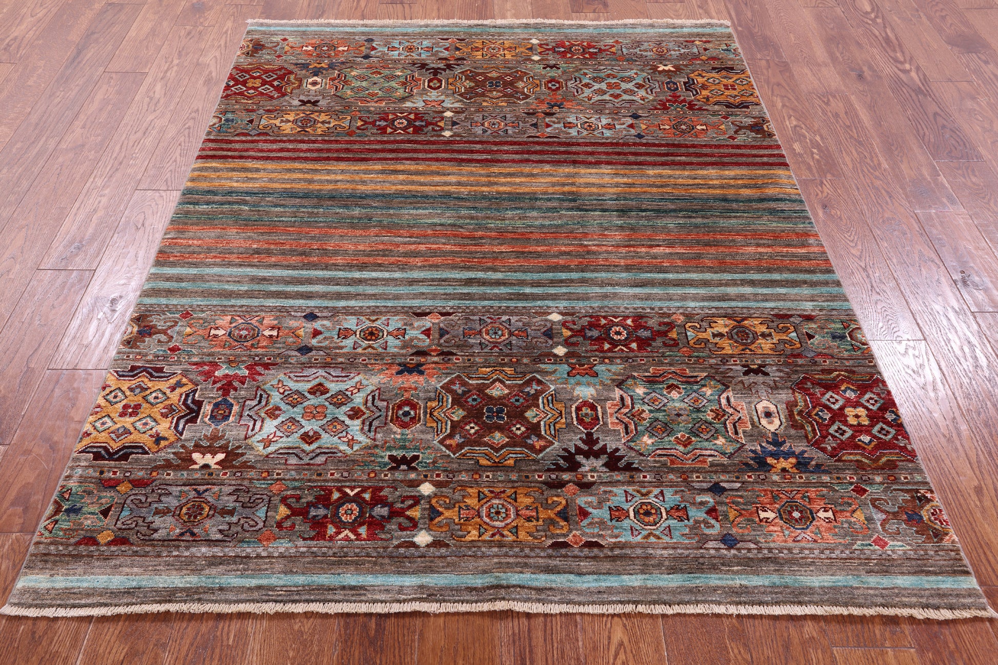 Khorjin Persian Gabbeh Handmade Wool Rug - 5' 0" X 6' 2" - Golden Nile