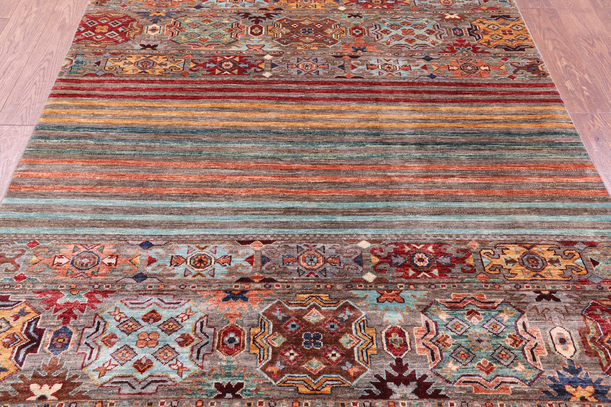 Khorjin Persian Gabbeh Handmade Wool Rug - 5' 0" X 6' 2" - Golden Nile