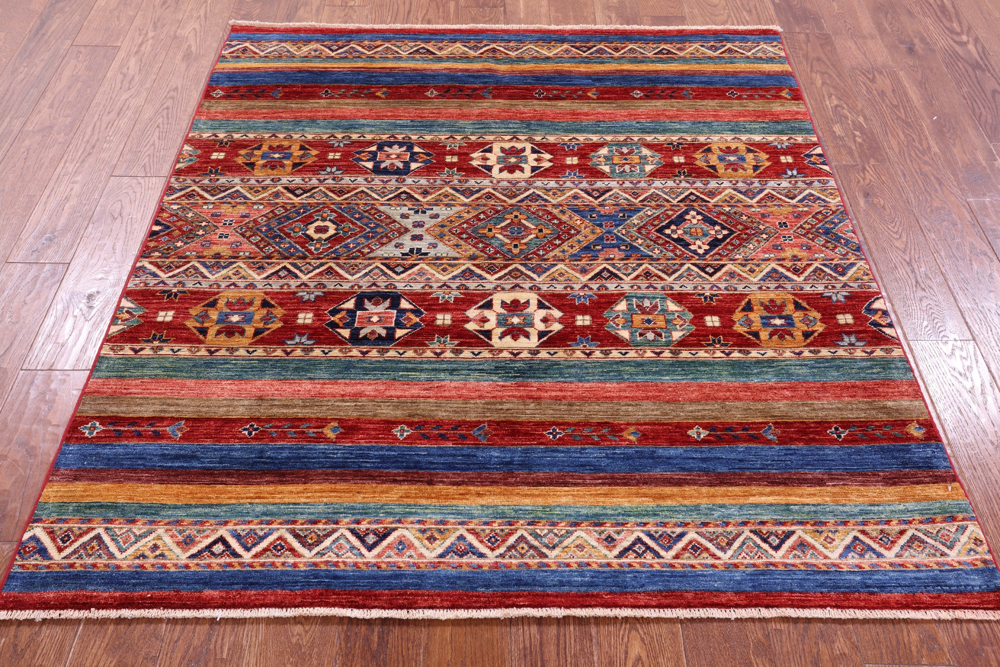 Khorjin Persian Gabbeh Hand Knotted Wool Rug - 4' 11" X 5' 6" - Golden Nile