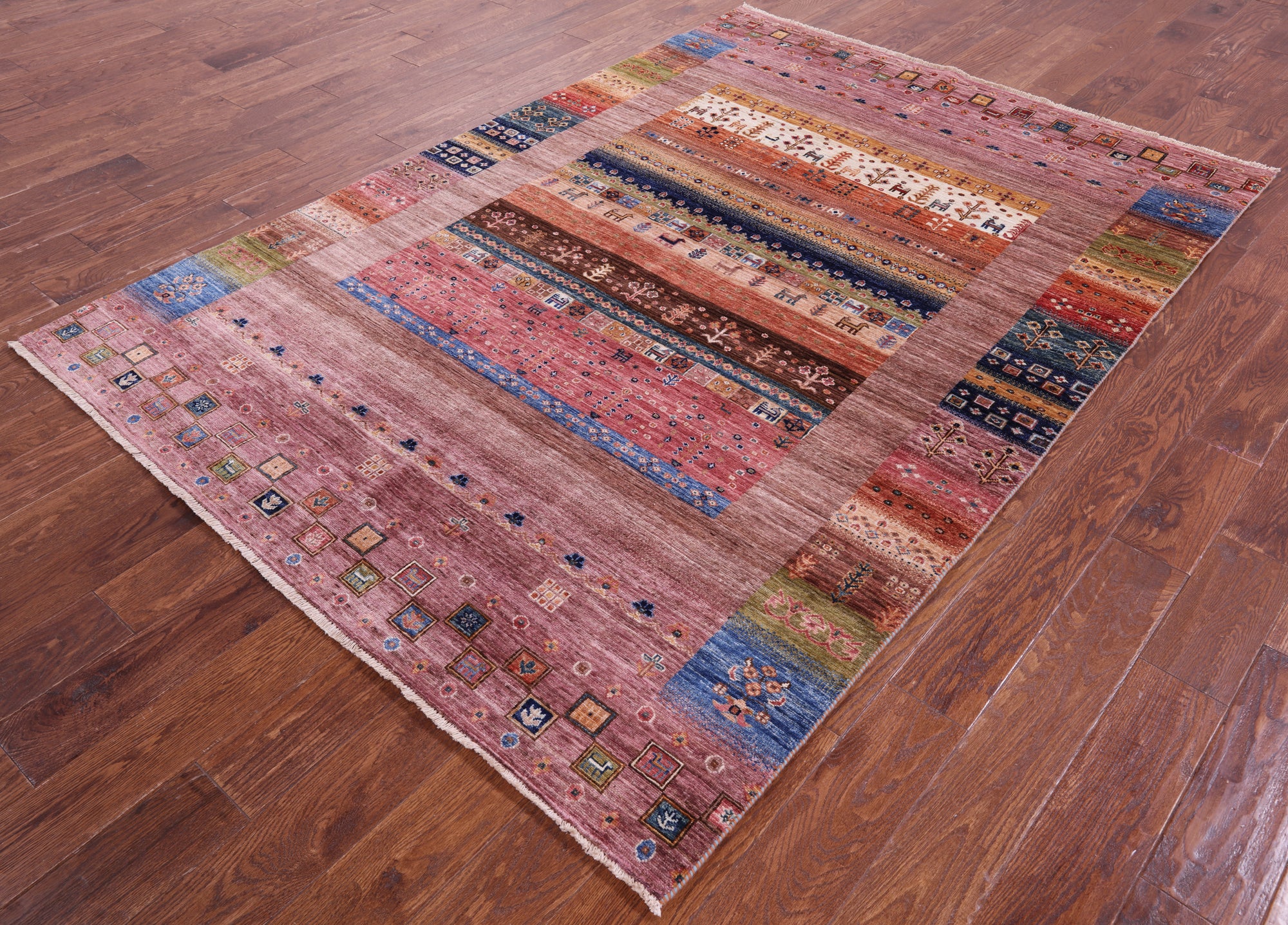 Tribal Persian Gabbeh Handmade Wool Rug - 5' 7" X 7' 10" - Golden Nile