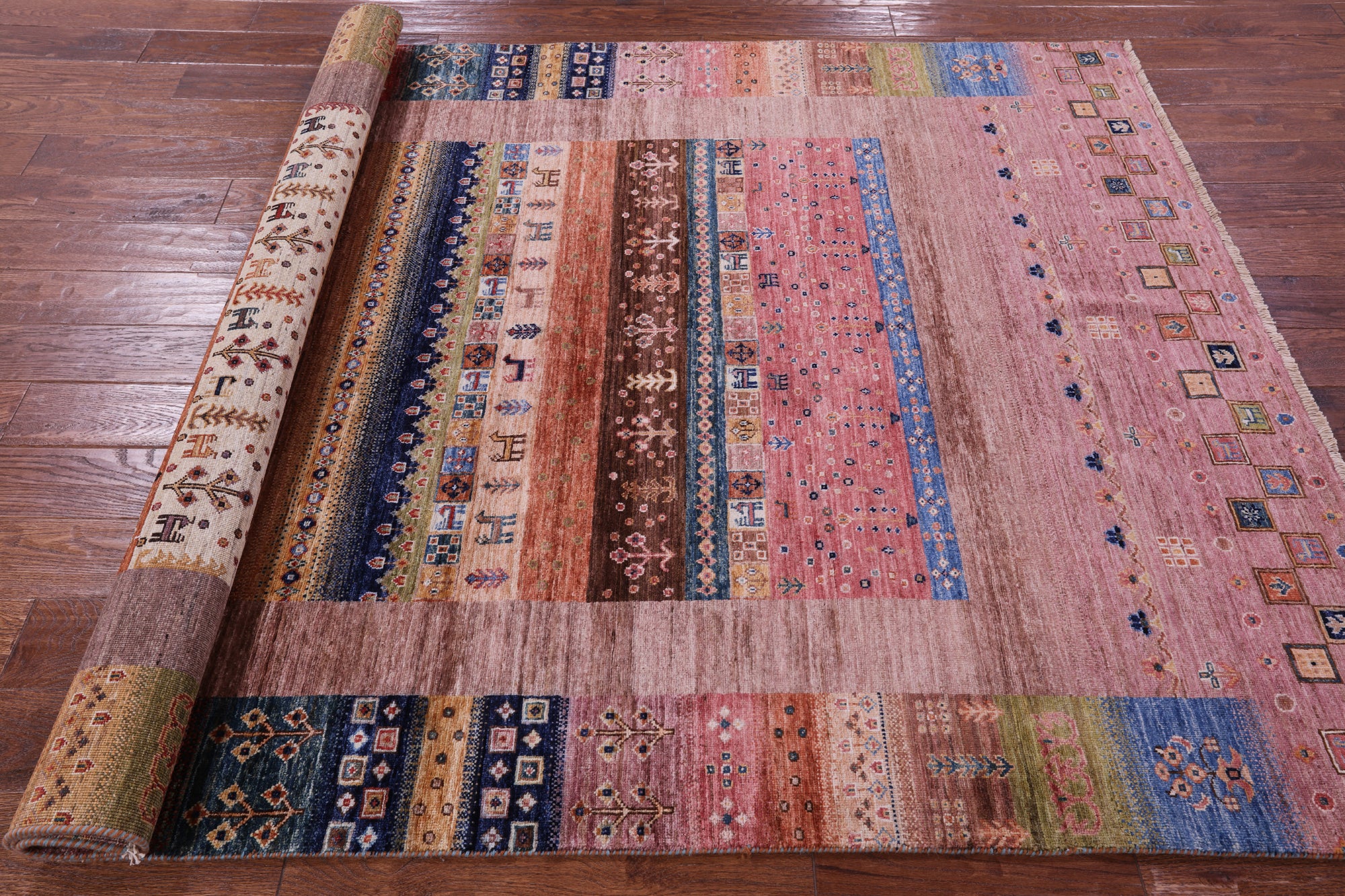 Tribal Persian Gabbeh Handmade Wool Rug - 5' 7" X 7' 10" - Golden Nile