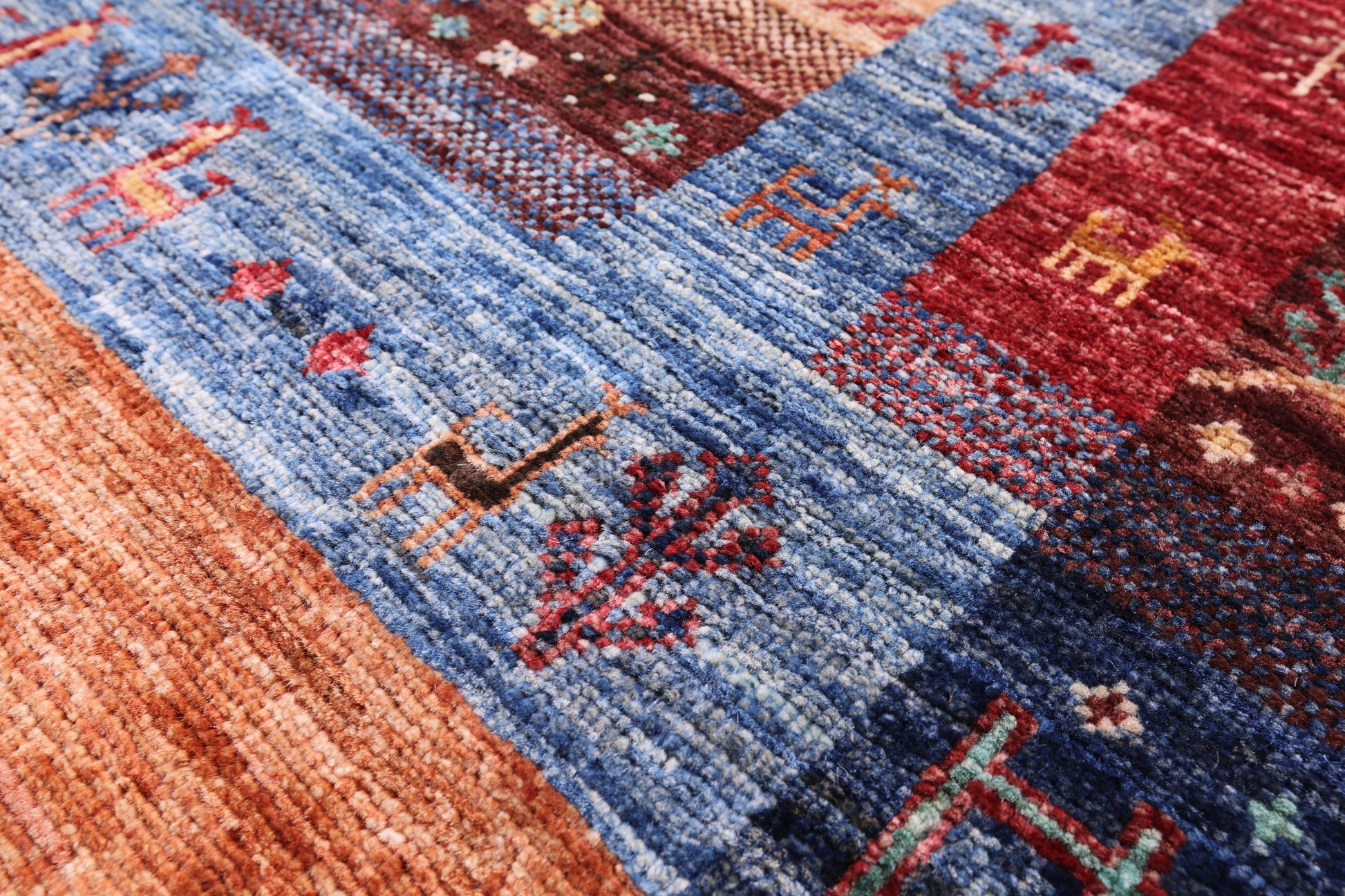 Tribal Persian Gabbeh Hand Knotted Wool Rug - 3' 4" X 5' 0" - Golden Nile