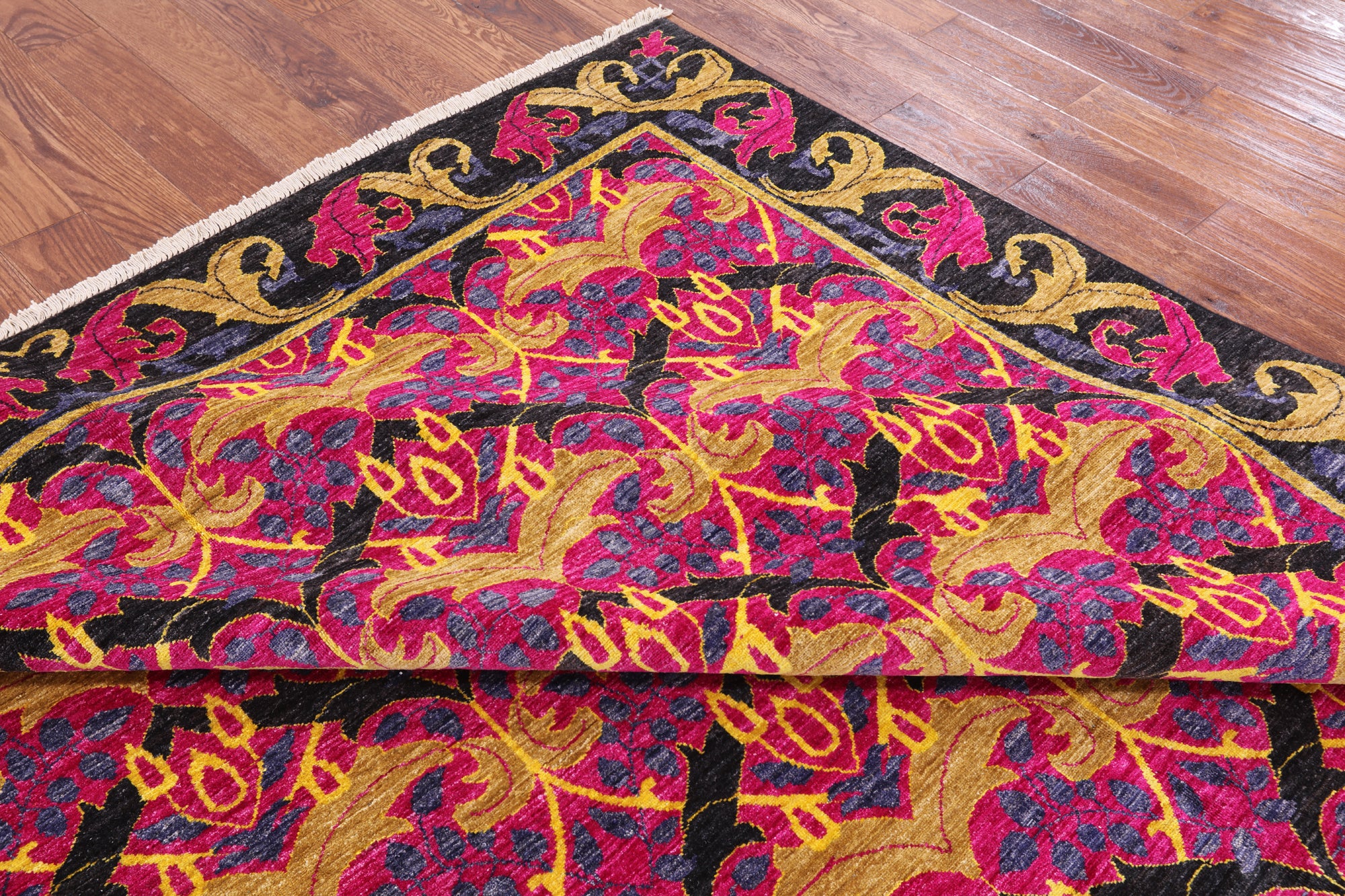 Pink William Morris Hand Knotted Wool Area Rug - 8' 1" X 10' 1" - Golden Nile