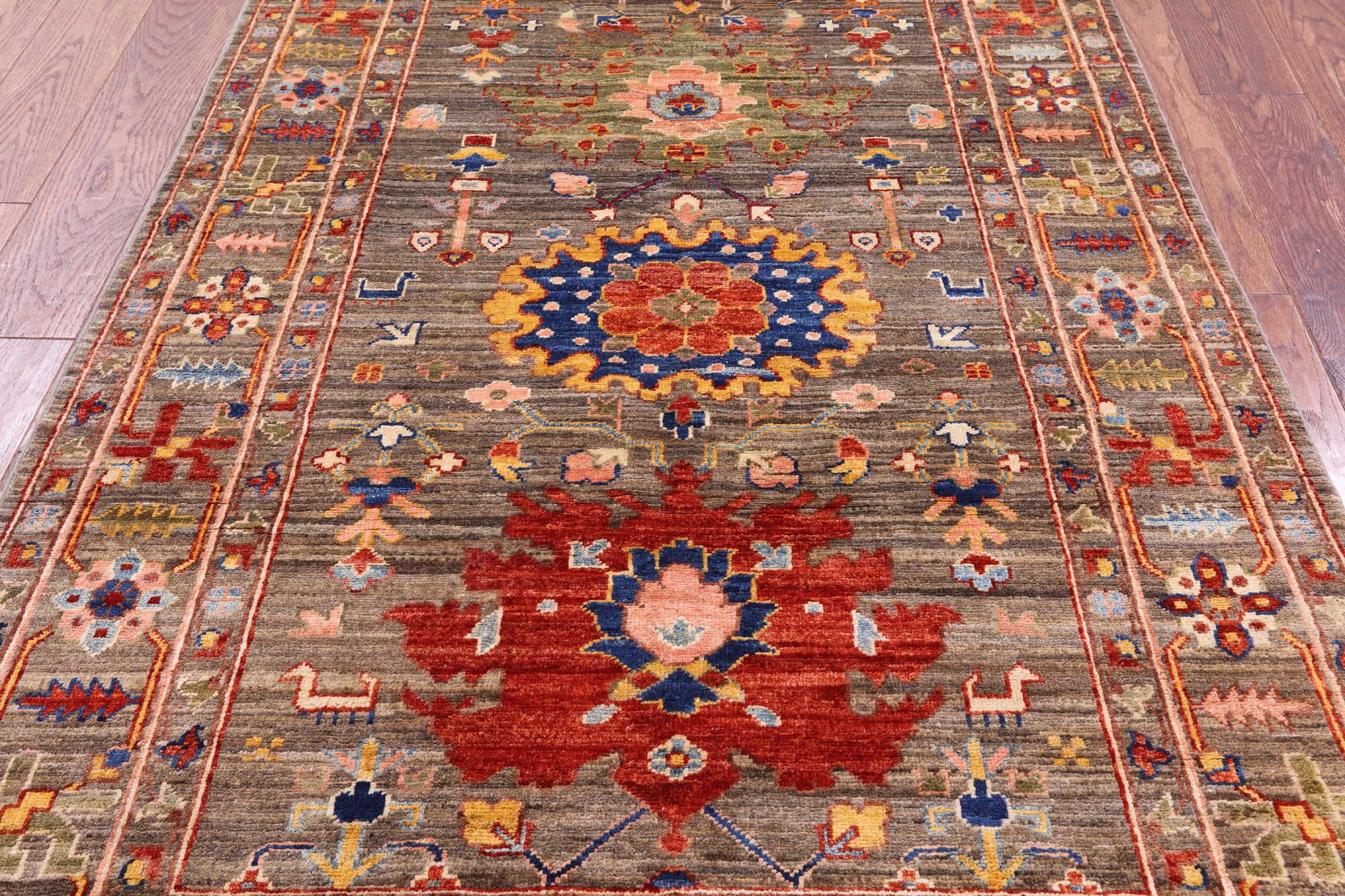 Persian Fine Serapi Hand Knotted Wool Rug - 4' 0" X 5' 11" - Golden Nile