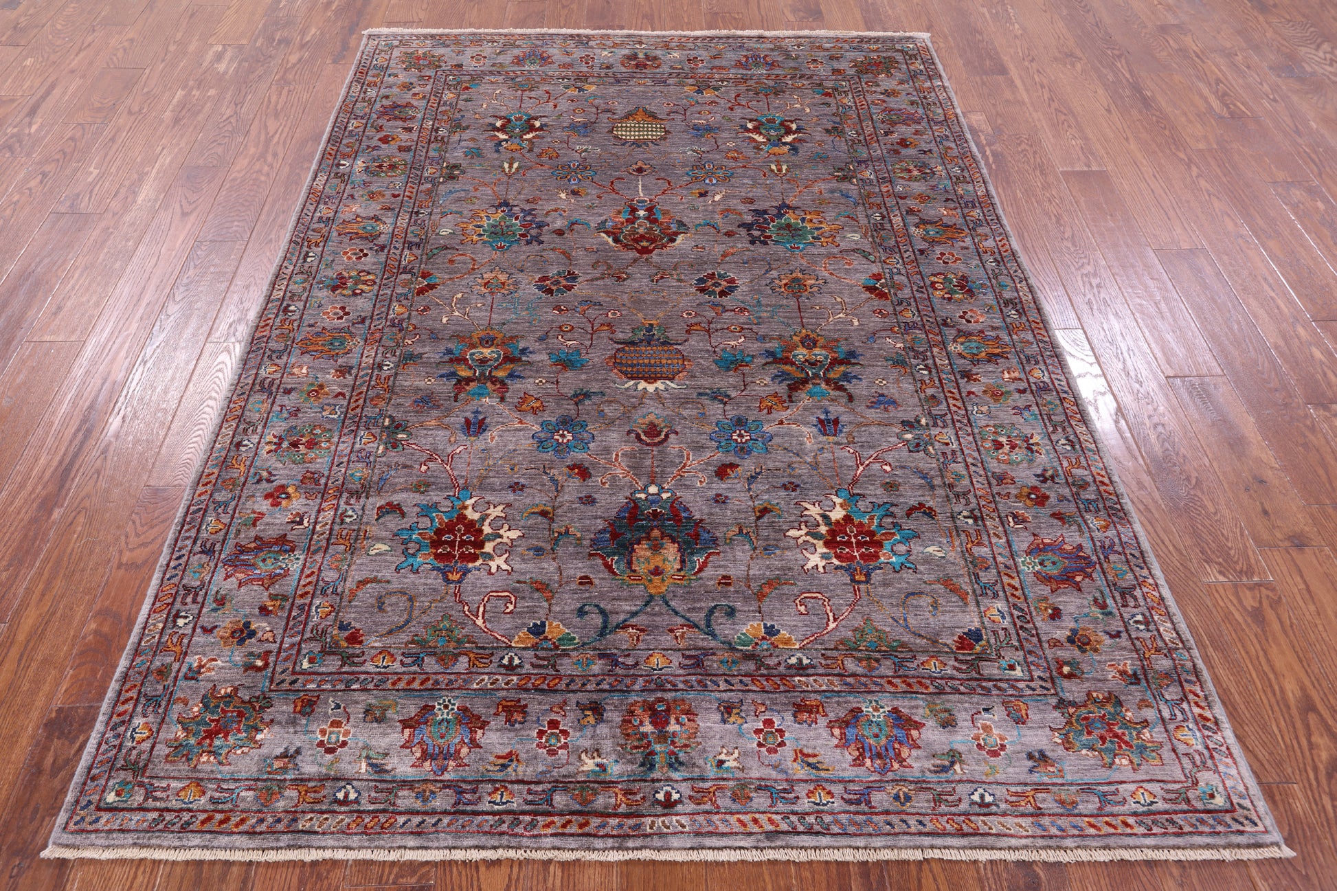 Peshawar Hand Knotted Wool Rug - 5' 9" X 7' 10" - Golden Nile