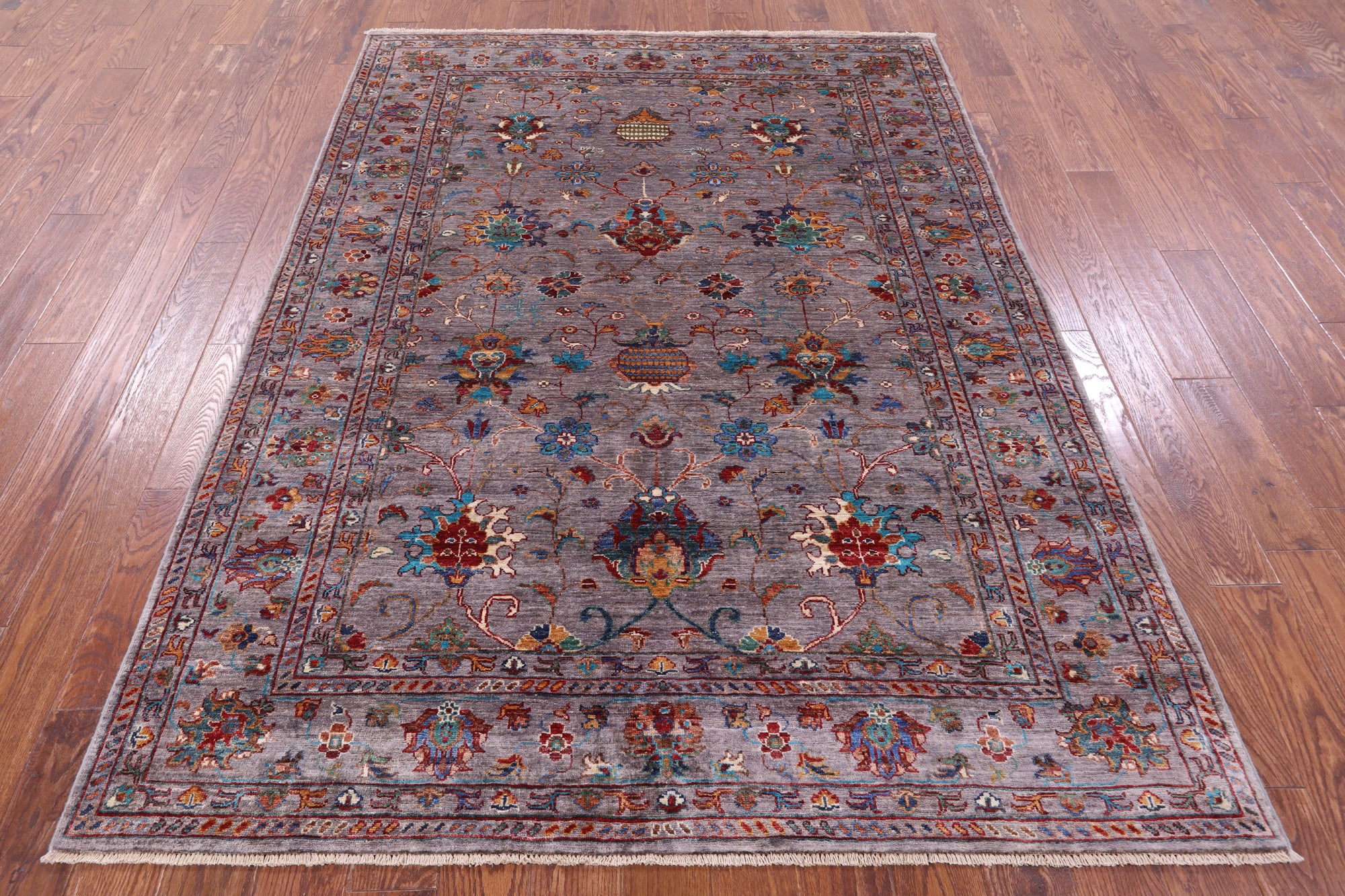Peshawar Hand Knotted Wool Rug - 5' 9" X 7' 10" - Golden Nile