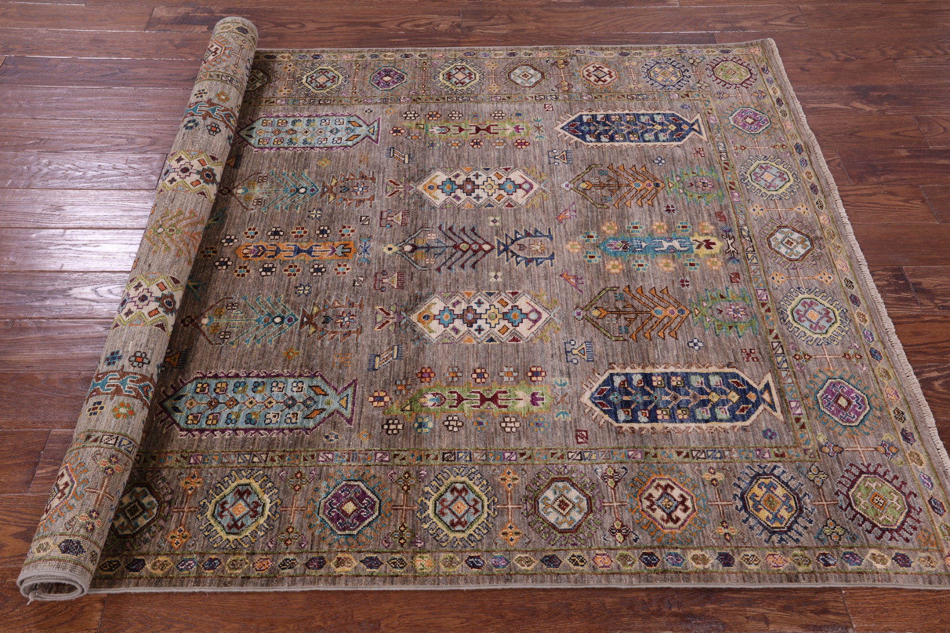 Turkmen Ersari Hand Knotted Wool Rug - 4' 11" X 6' 9" - Golden Nile