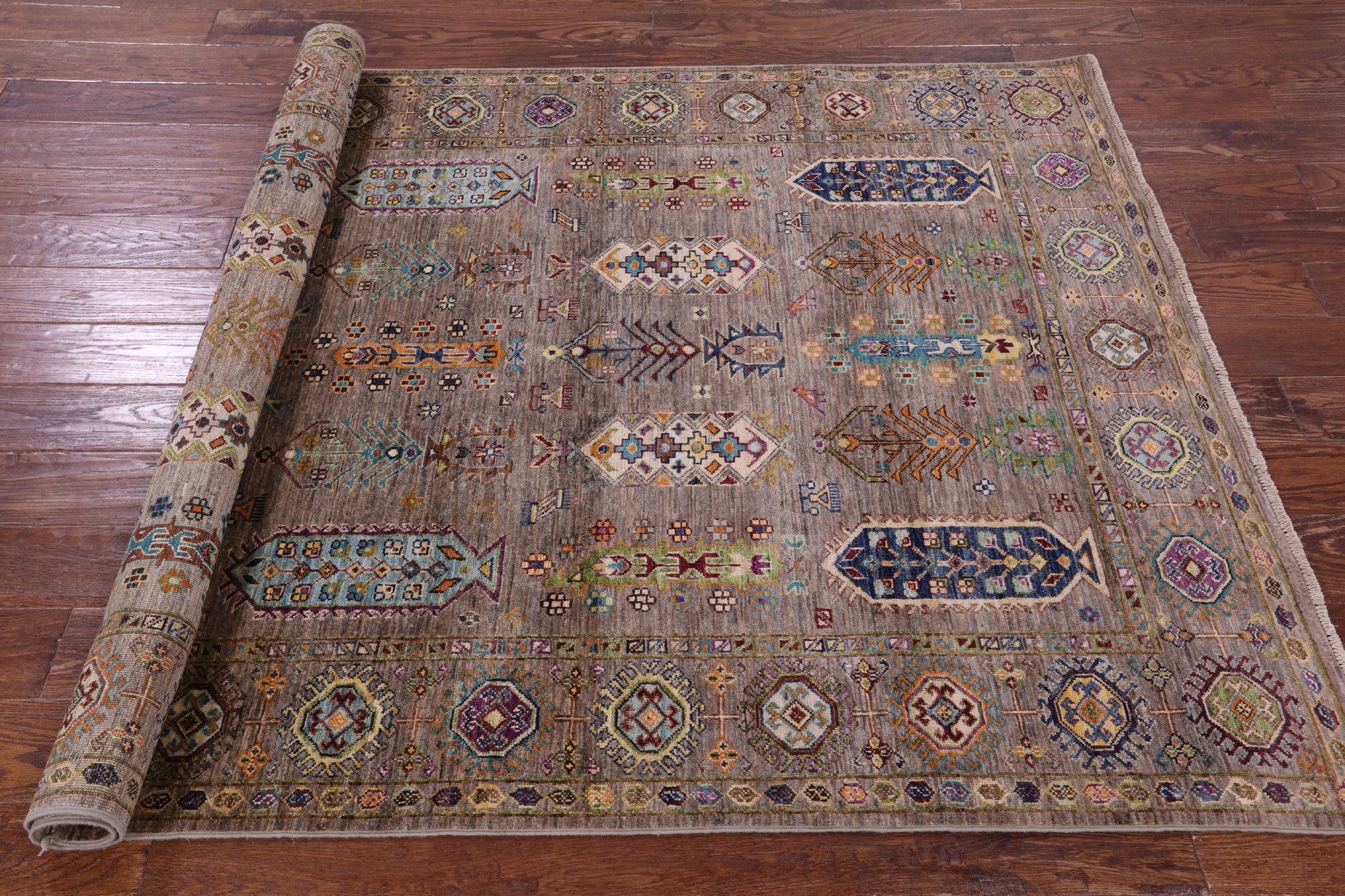 Turkmen Ersari Hand Knotted Wool Rug - 4' 11" X 6' 9" - Golden Nile