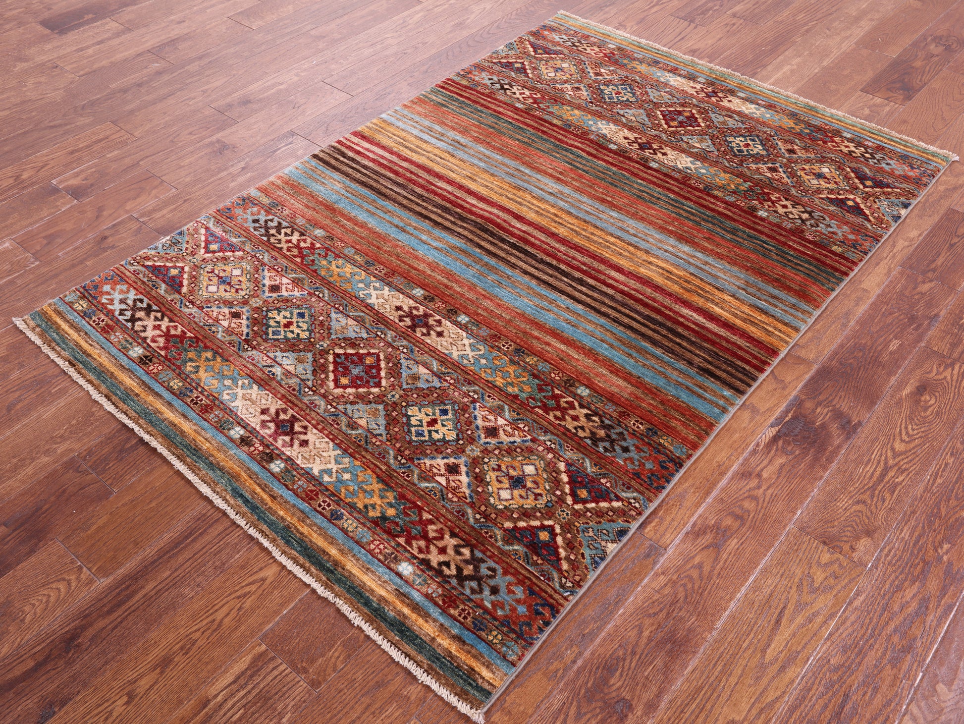 Khorjin Persian Gabbeh Hand Knotted Wool Rug - 4' 0" X 6' 0" - Golden Nile