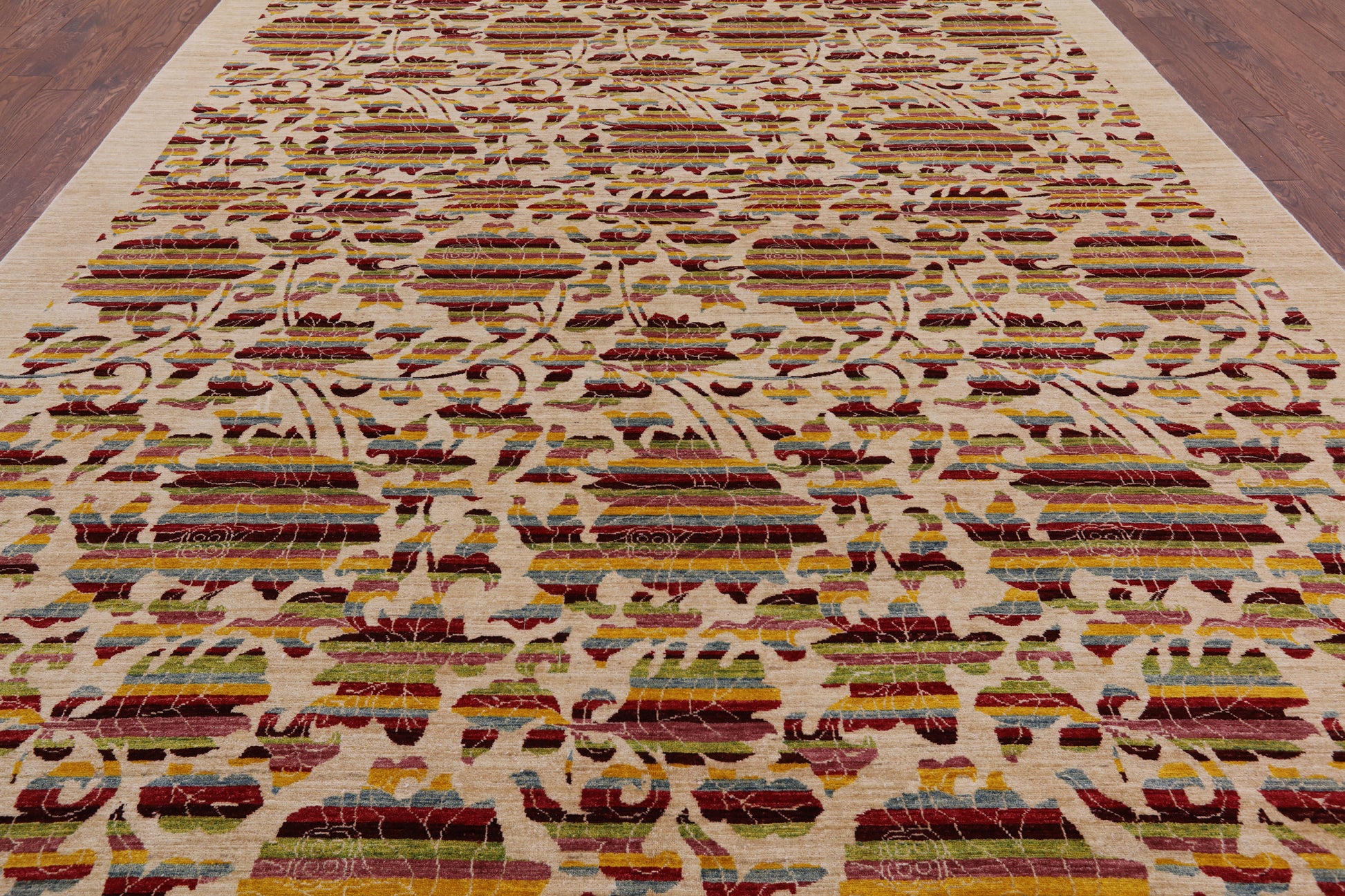 Ivory William Morris Rose Garden Hand Knotted Wool Area Rug - 10' 1" X 14' 0" - Golden Nile