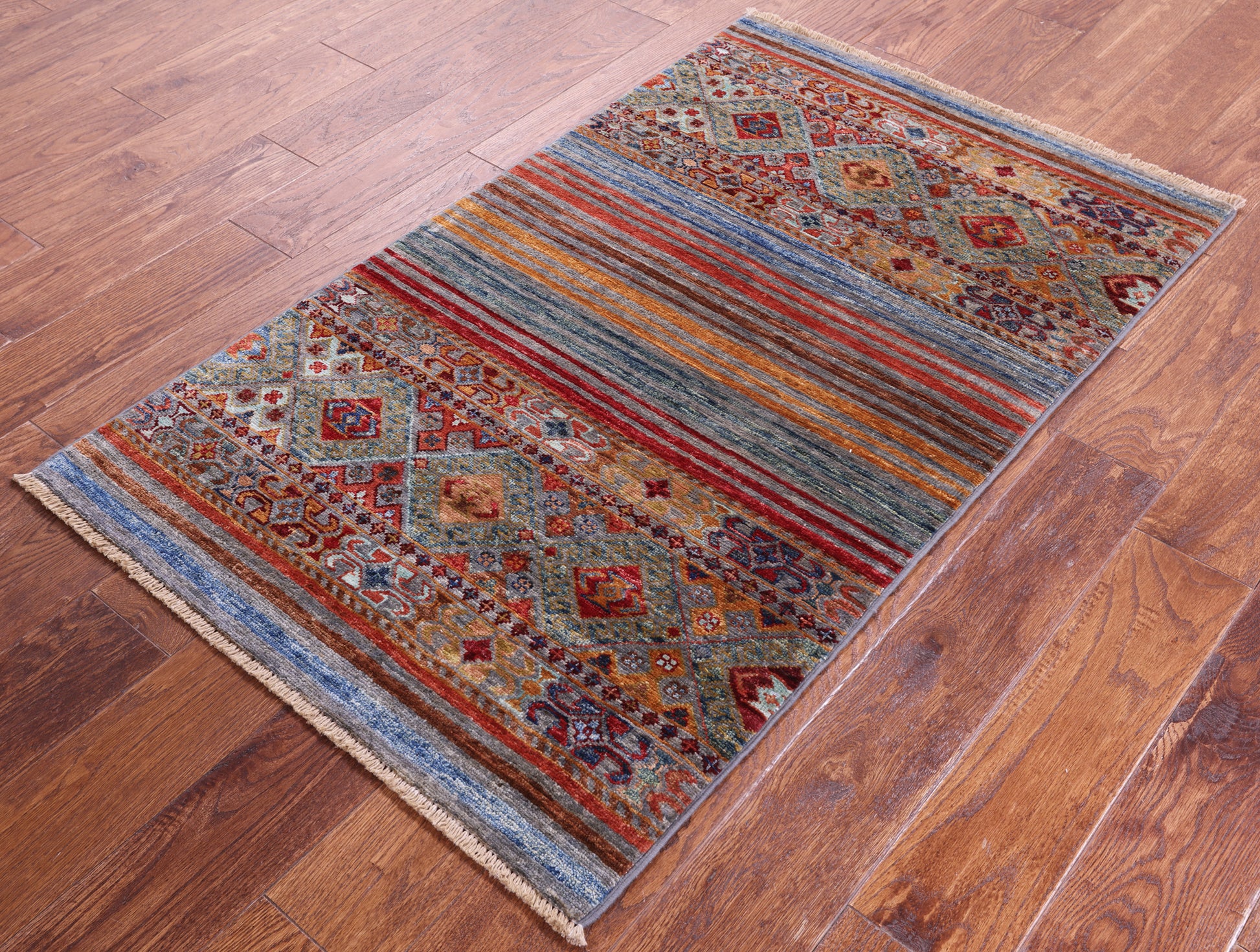 Khorjin Persian Gabbeh Handmade Wool Rug - 2' 7" X 4' 3" - Golden Nile