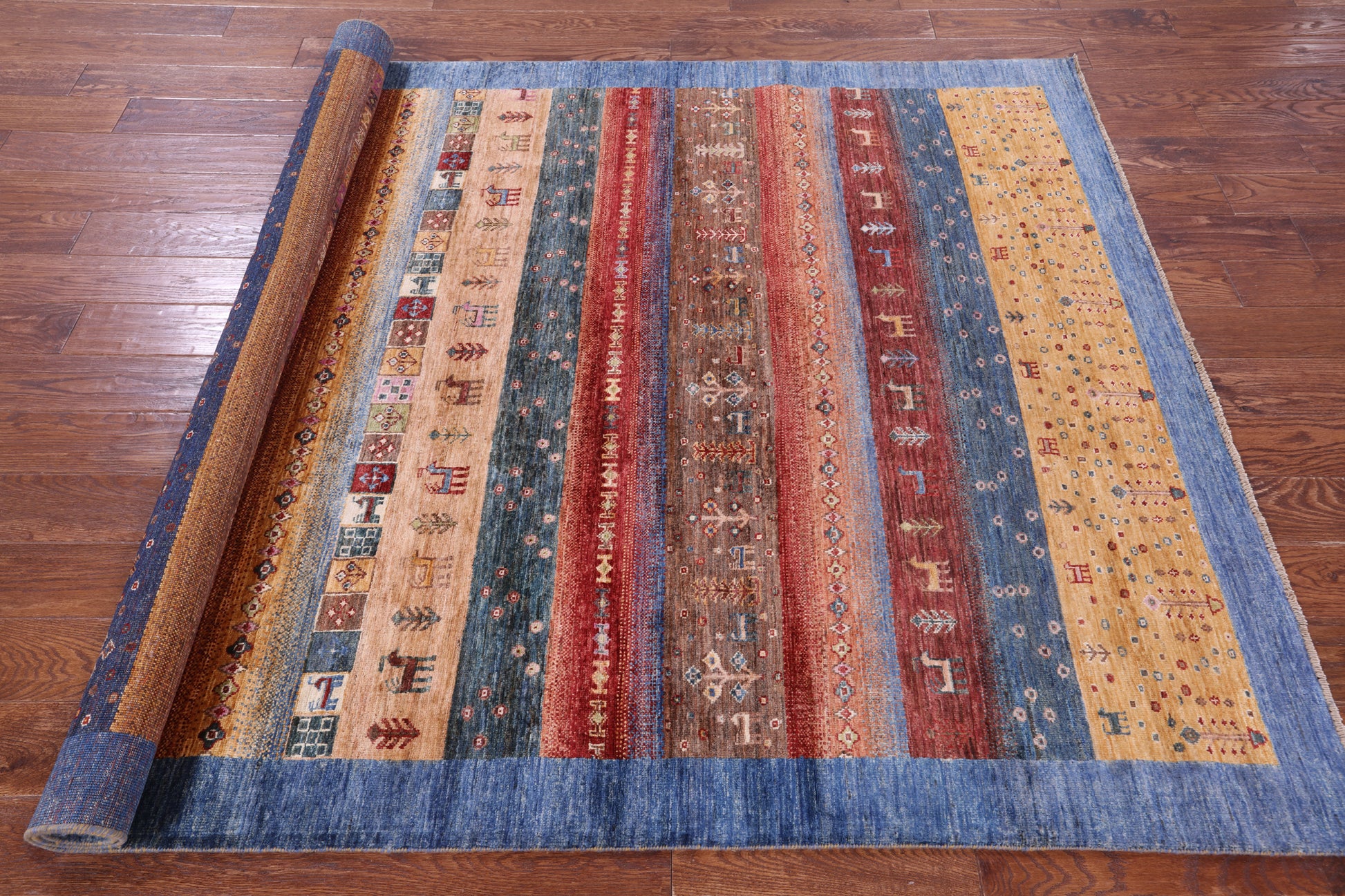 Tribal Persian Gabbeh Hand Knotted Wool Rug - 5' 9" X 7' 10" - Golden Nile