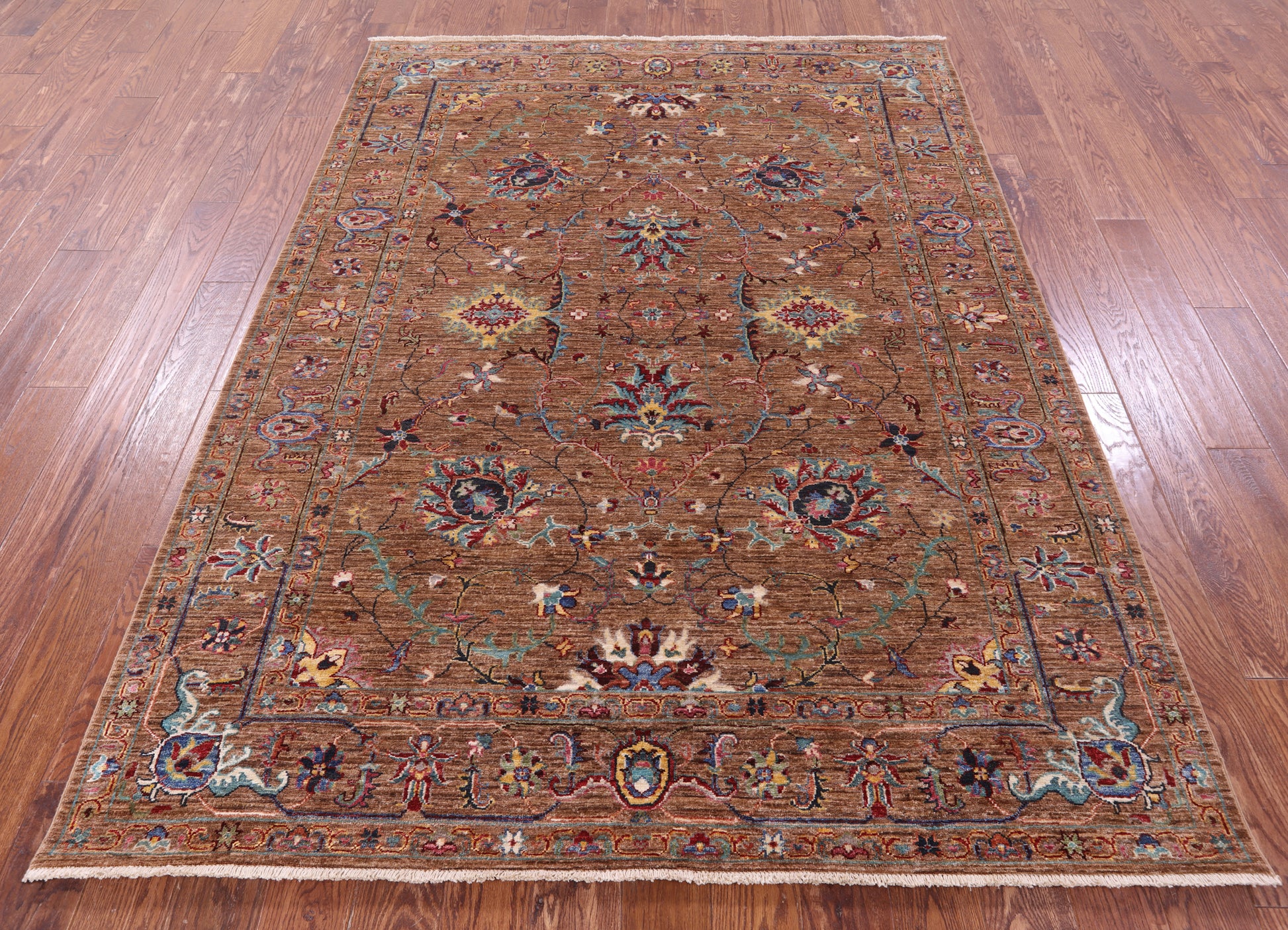 Peshawar Handmade Wool Rug - 5' 10" X 7' 11" - Golden Nile