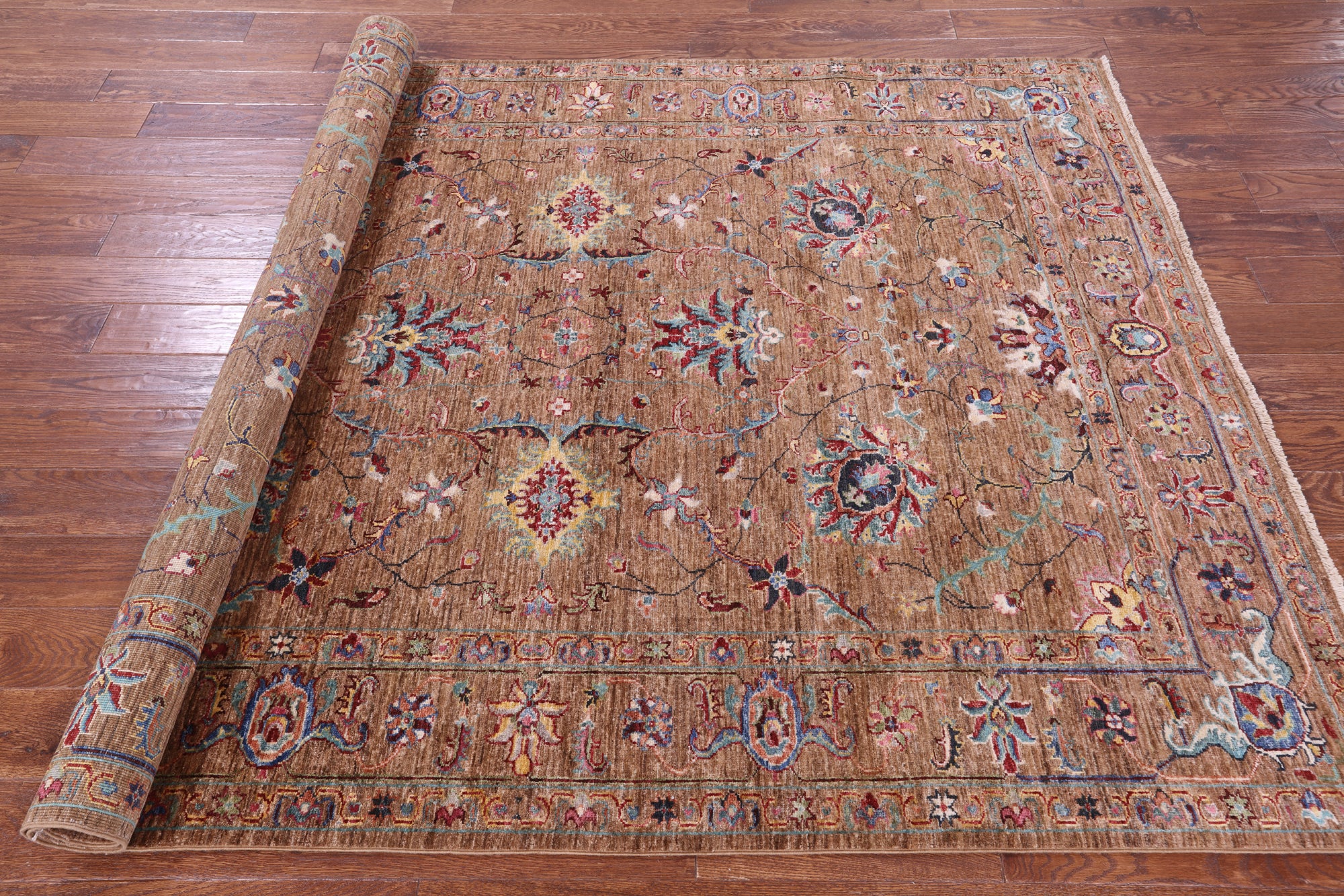 Peshawar Handmade Wool Rug - 5' 10" X 7' 11" - Golden Nile