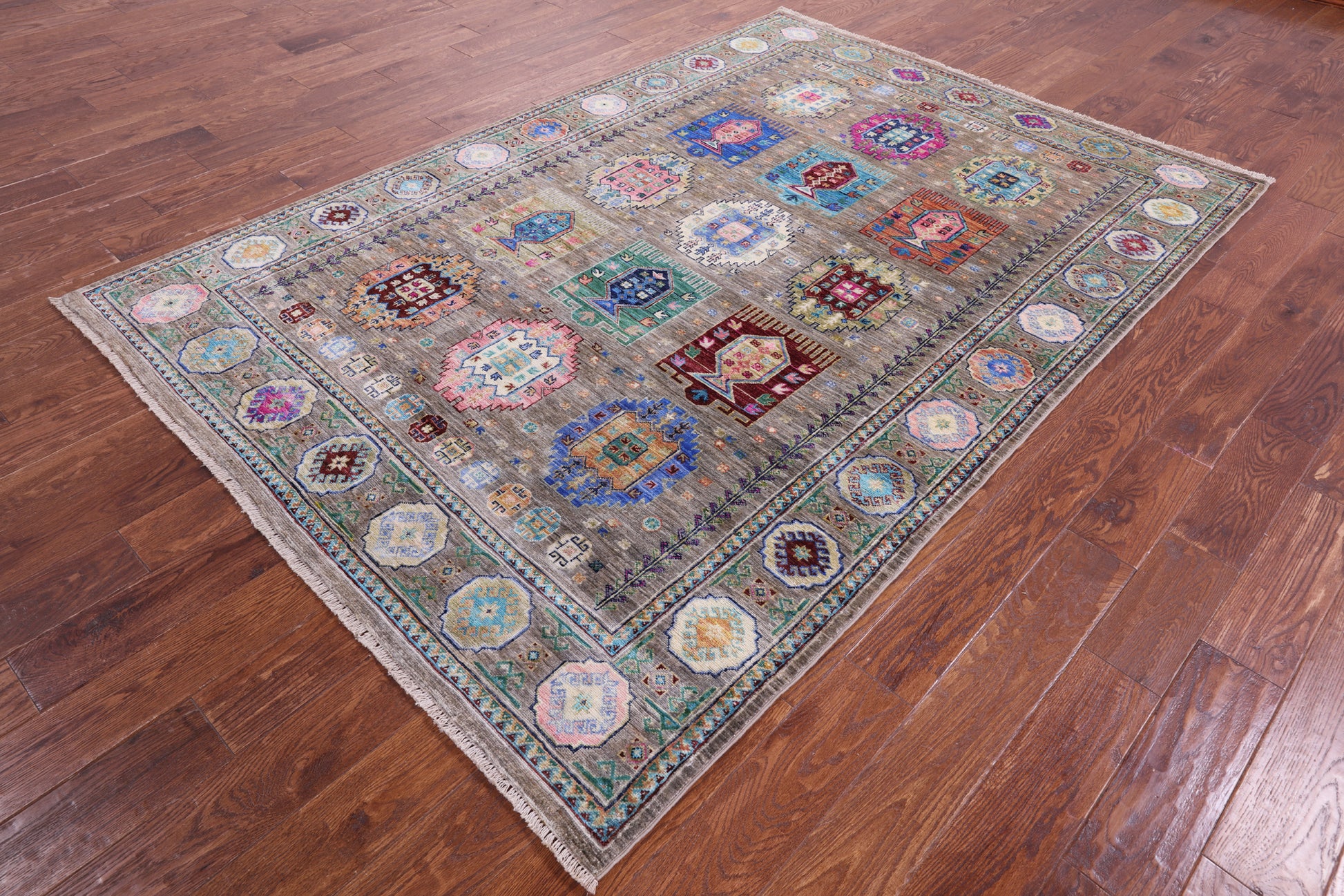 Turkmen Ersari Hand Knotted Wool Rug - 5' 7" X 8' 2" - Golden Nile