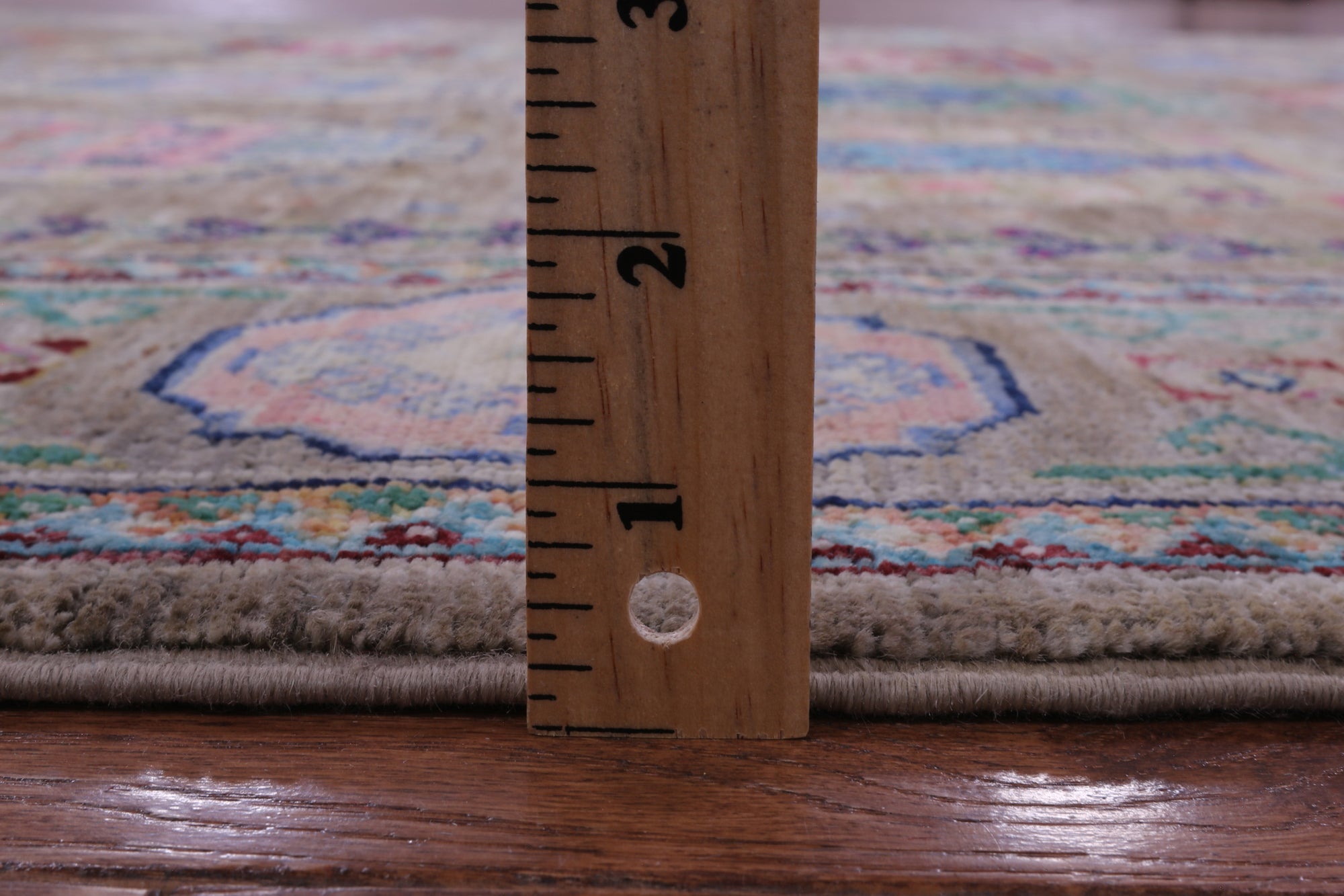 Turkmen Ersari Hand Knotted Wool Rug - 5' 7" X 8' 2" - Golden Nile