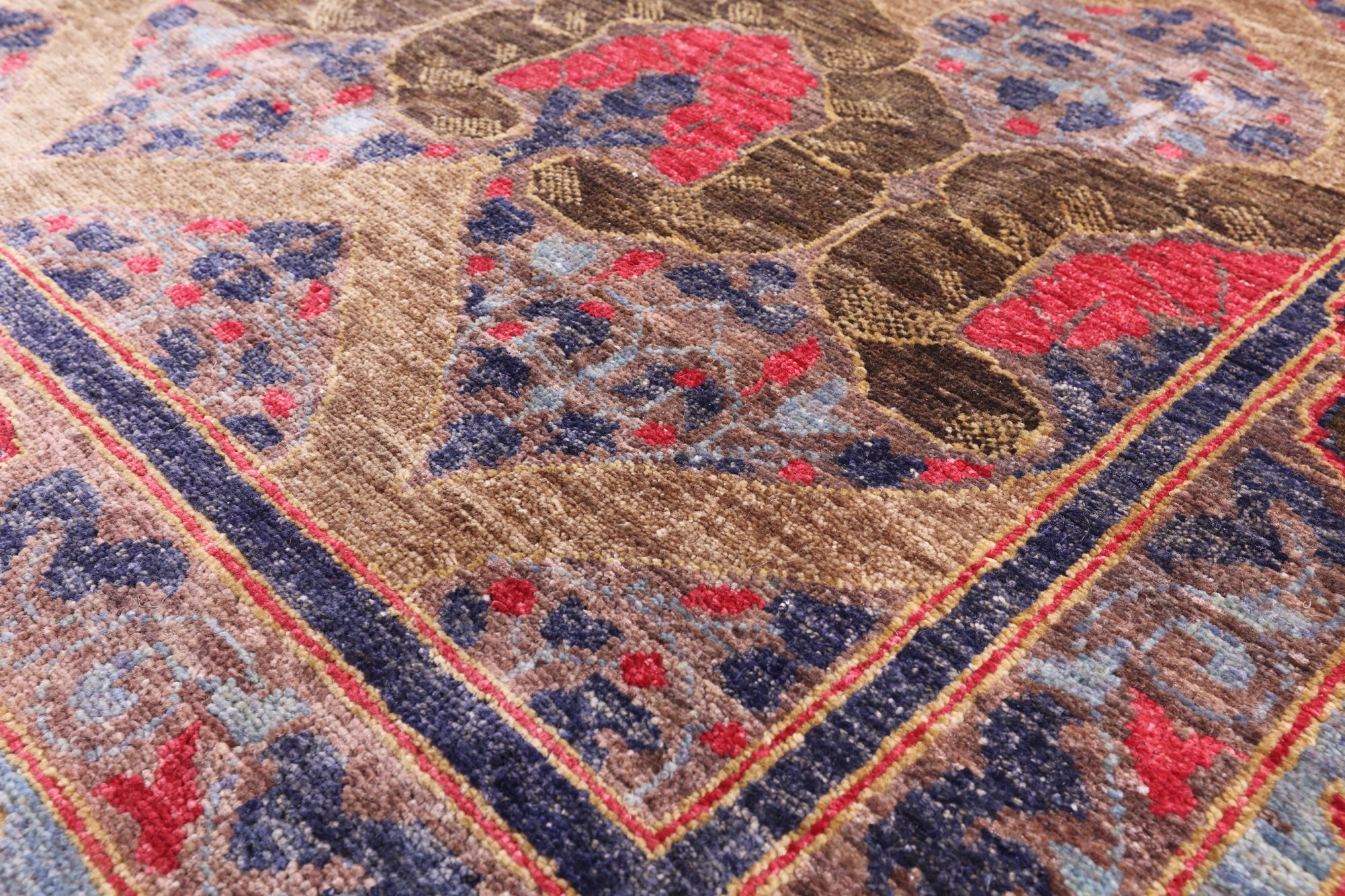 William Morris Handmade Wool Area Rug - 5' 9" X 8' 9" - Golden Nile