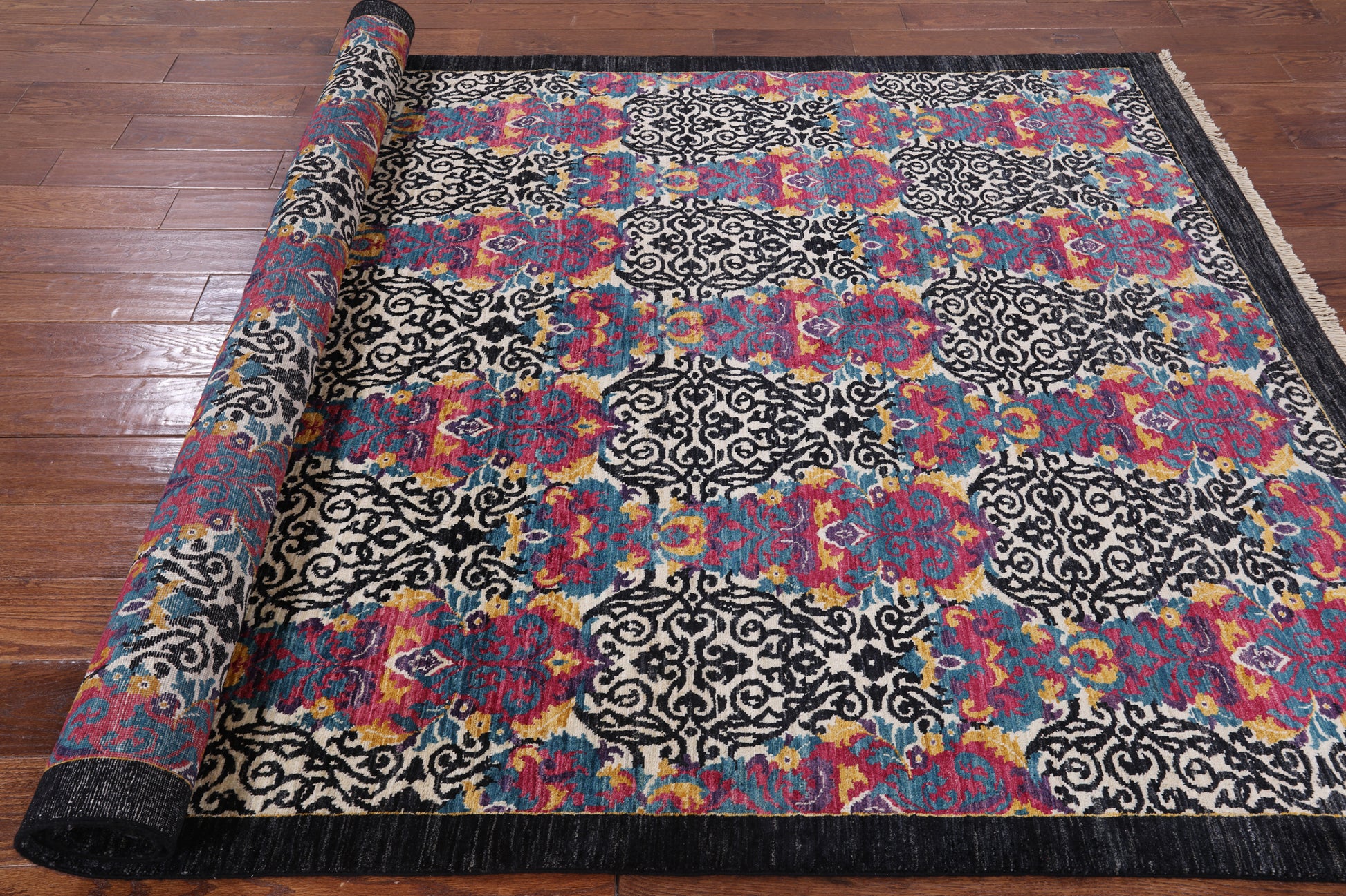 William Morris Hand Knotted Wool Area Rug - 6' 0" X 8' 10" - Golden Nile