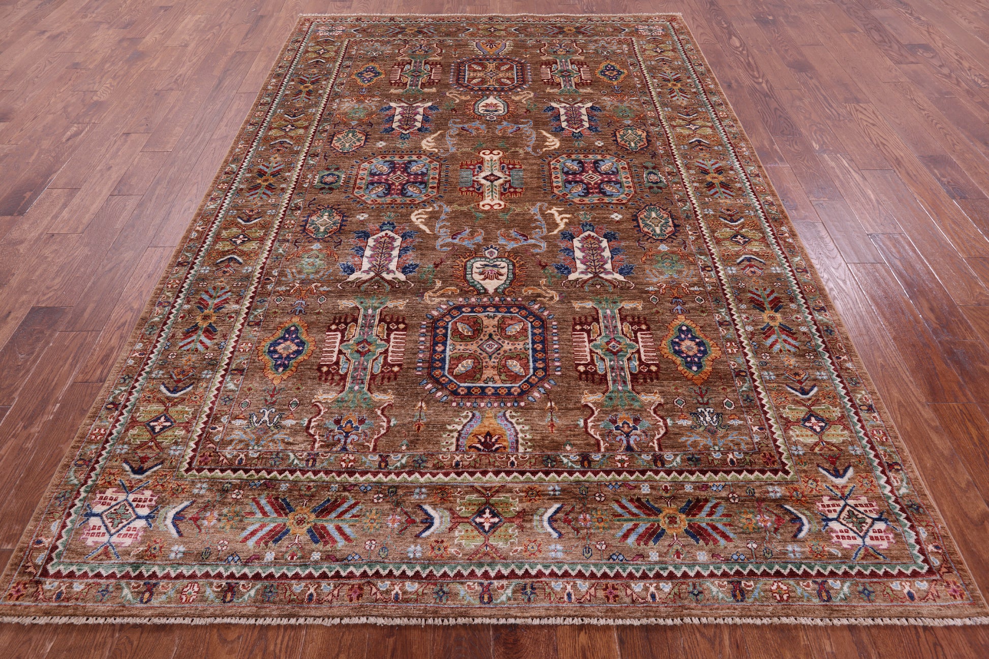 Peshawar Hand Knotted Wool Rug - 6' 10" X 9' 9" - Golden Nile
