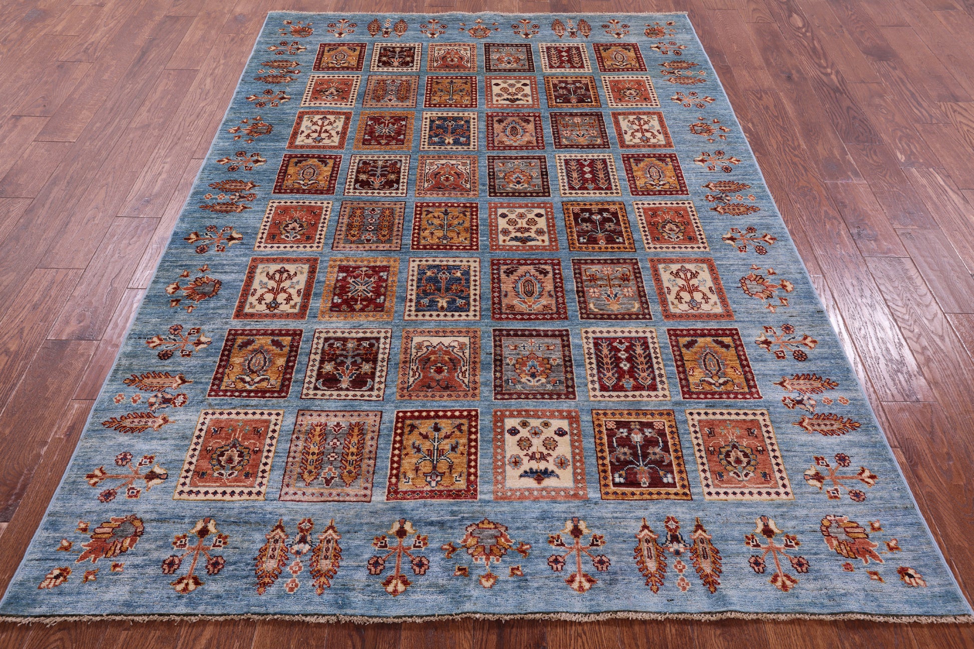 Blue Garden Design Persian Handmade Wool Rug - 5' 6" X 7' 10" - Golden Nile
