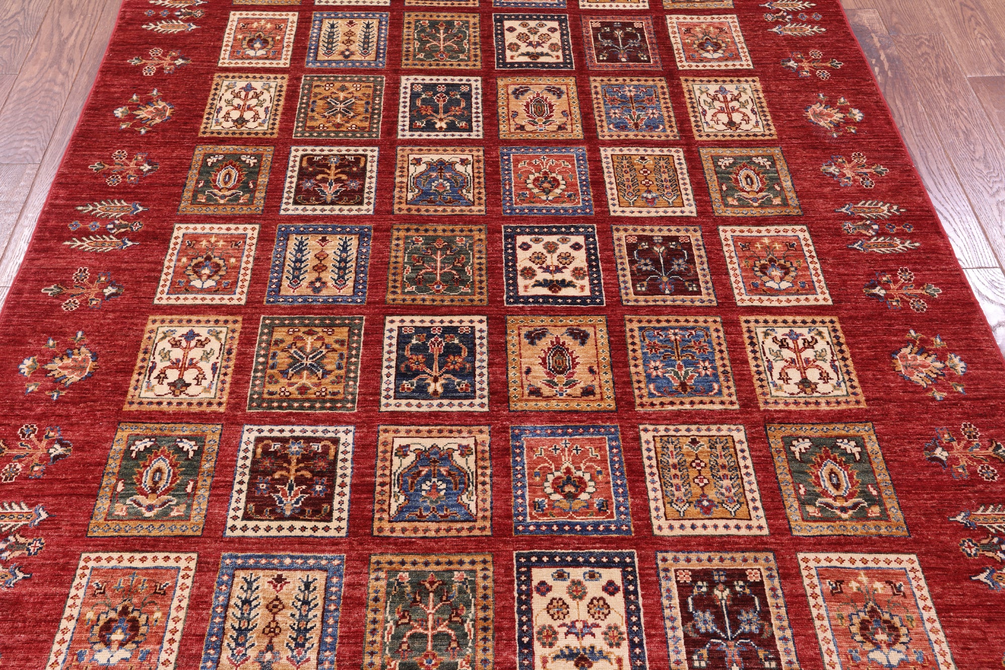 Red Garden Design Persian Handmade Wool Rug - 5' 11" X 7' 10" - Golden Nile