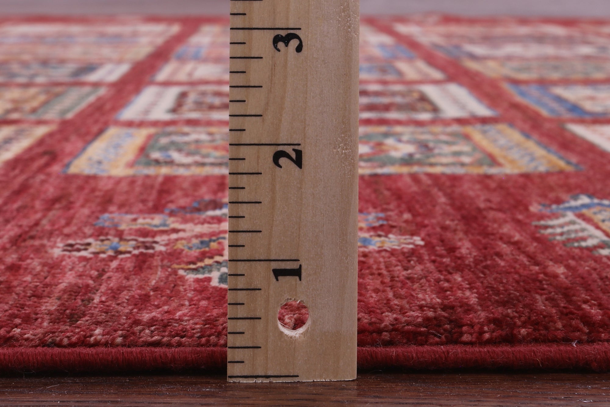 Red Garden Design Persian Handmade Wool Rug - 5' 11" X 7' 10" - Golden Nile