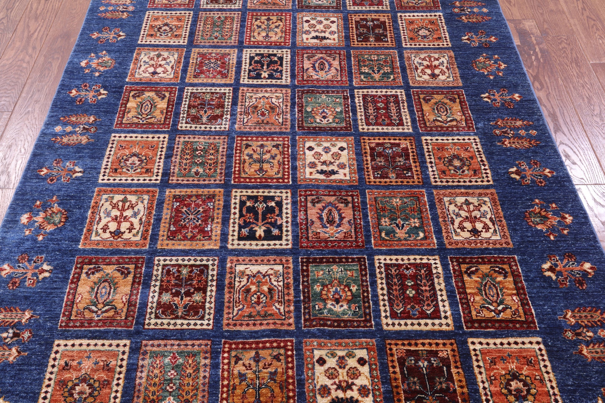 Blue Garden Design Persian Hand Knotted Wool Rug - 5' 10" X 7' 10" - Golden Nile