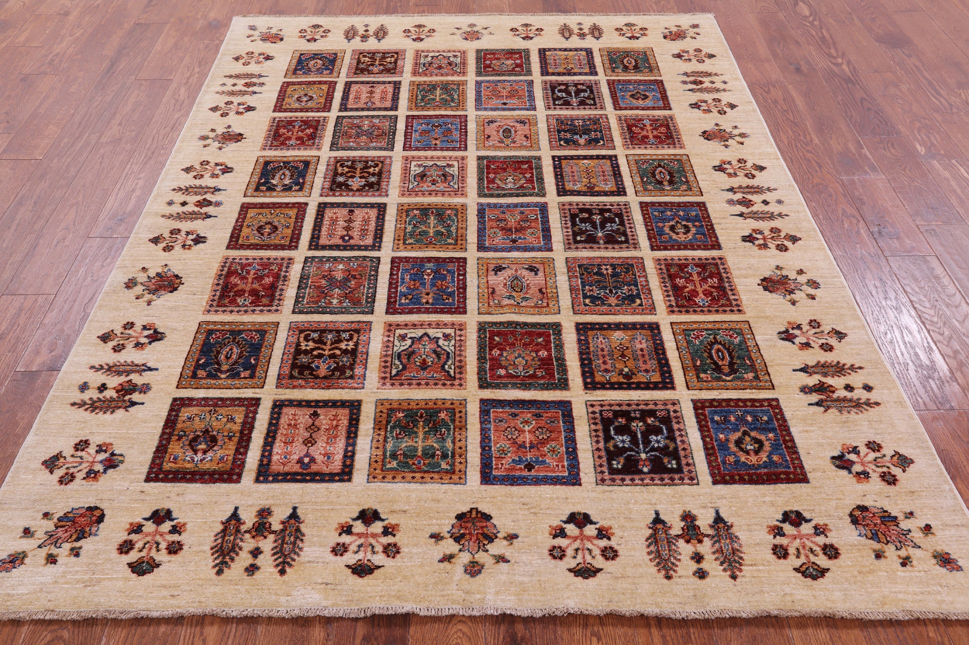 Ivory Garden Design Persian Hand Knotted Wool Rug - 5' 11" X 7' 6" - Golden Nile