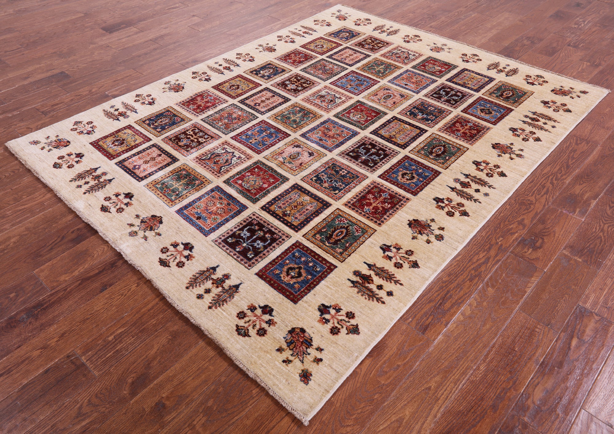 Ivory Garden Design Persian Hand Knotted Wool Rug - 5' 11" X 7' 6" - Golden Nile
