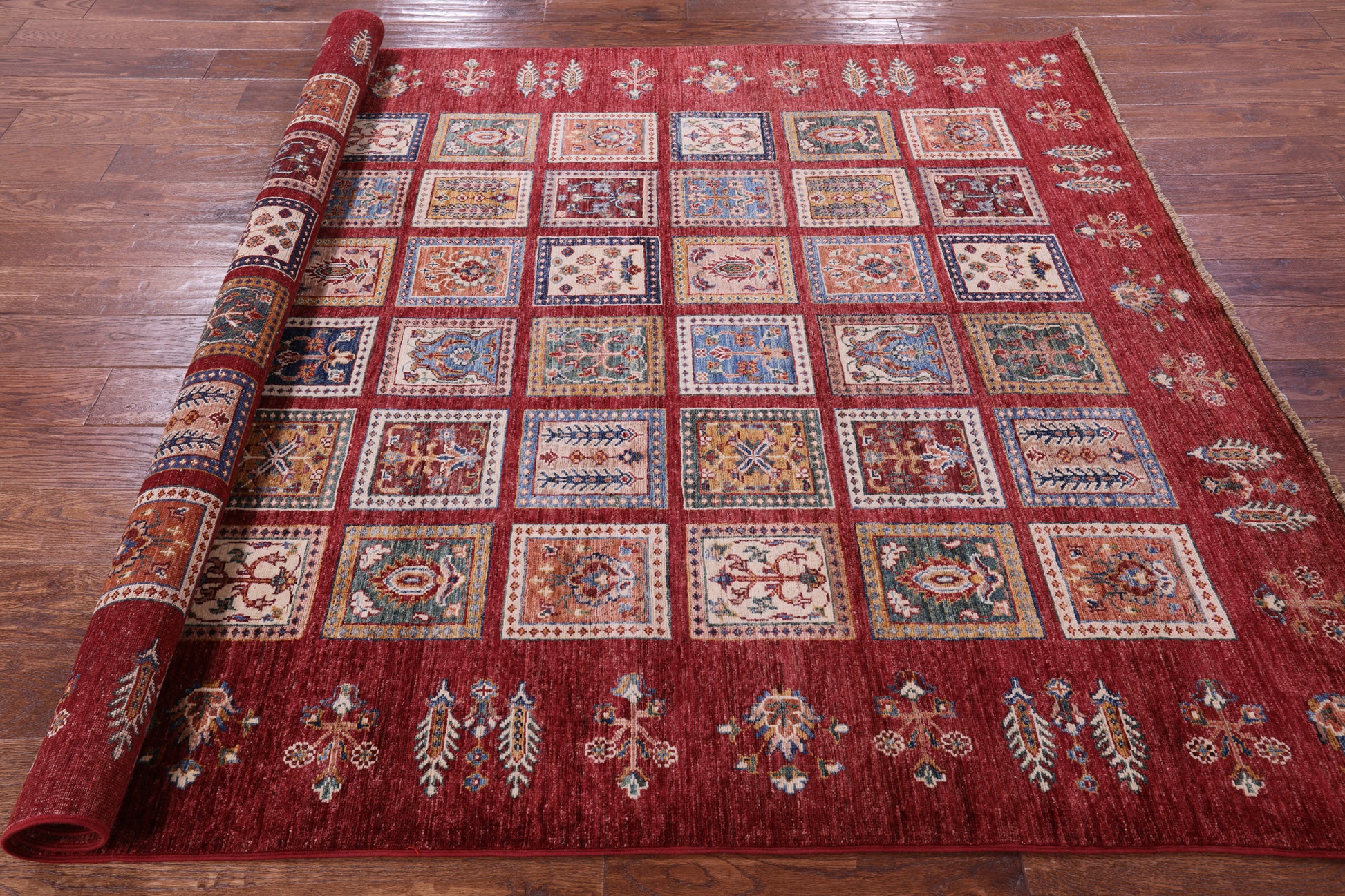Red Garden Design Persian Hand Knotted Wool Rug - 5' 11" X 7' 7" - Golden Nile