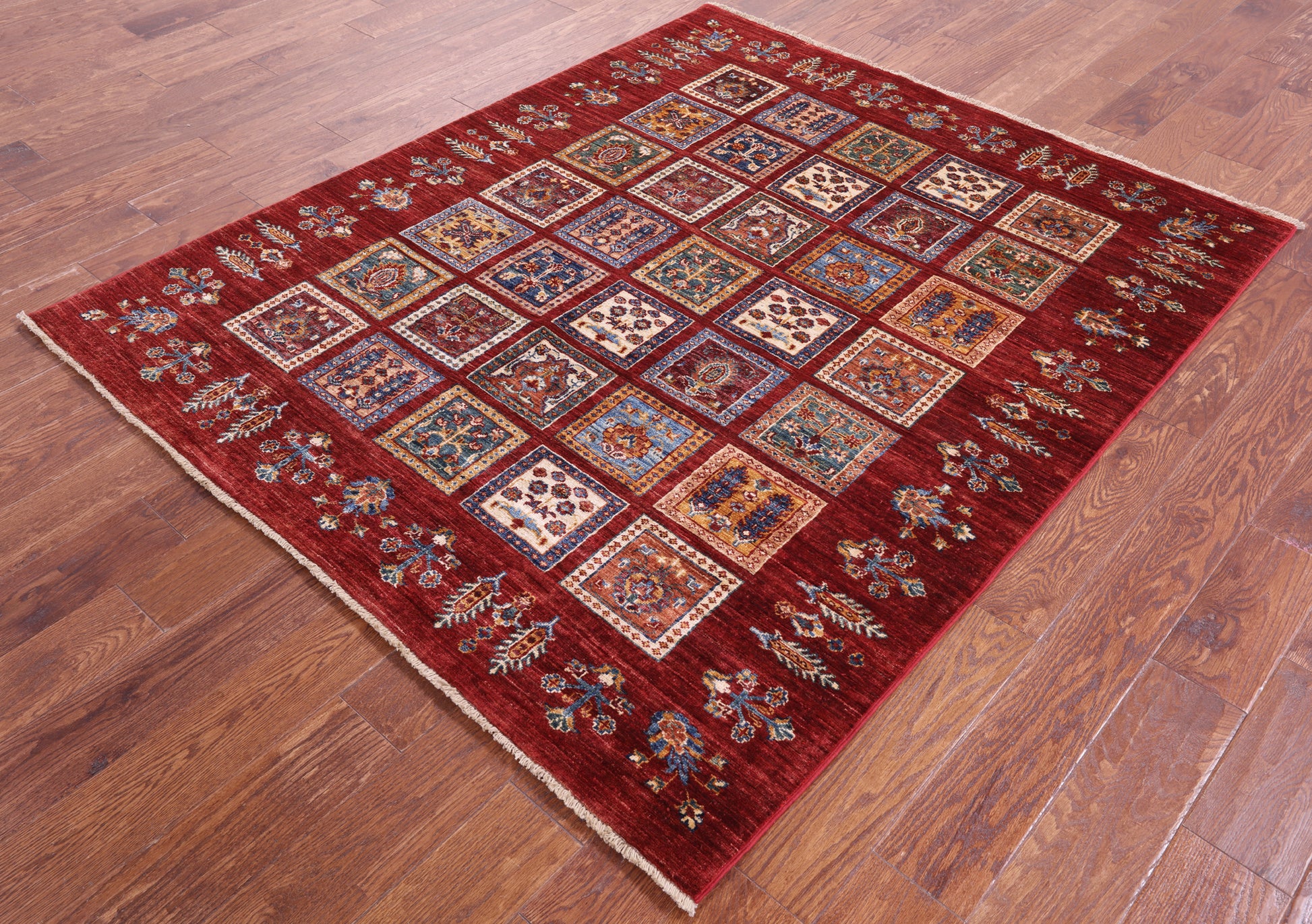 Red Garden Design Persian Hand Knotted Wool Rug - 5' 2" X 6' 2" - Golden Nile