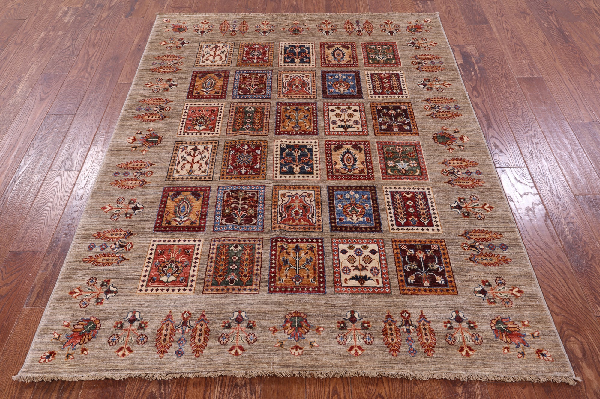 Garden Design Persian Hand Knotted Wool Rug - 5' 2" X 6' 6" - Golden Nile