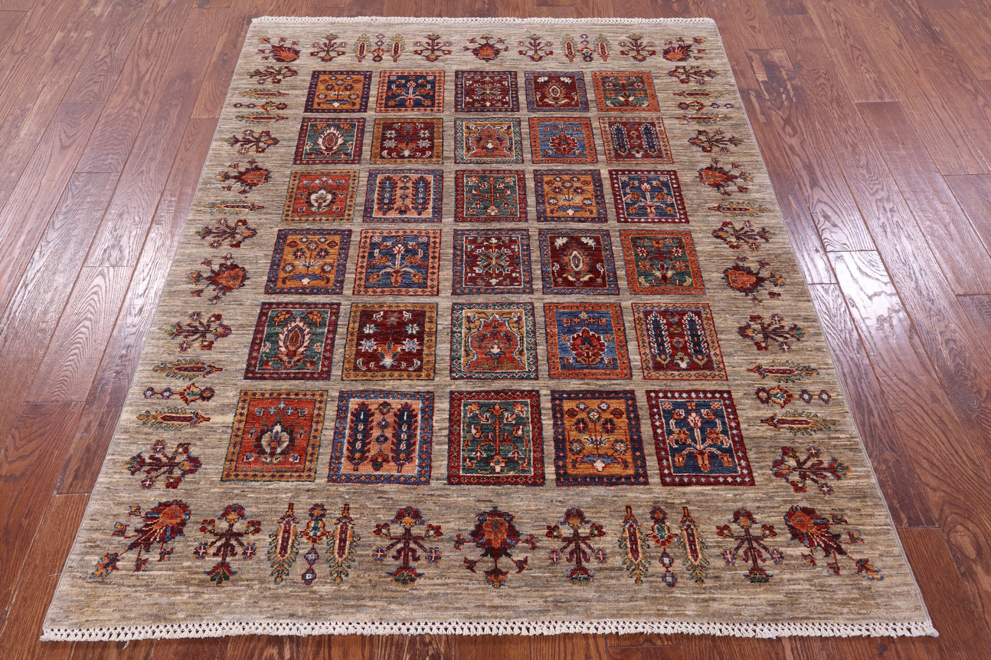 Garden Design Persian Hand Knotted Wool Rug - 4' 11" X 6' 4" - Golden Nile