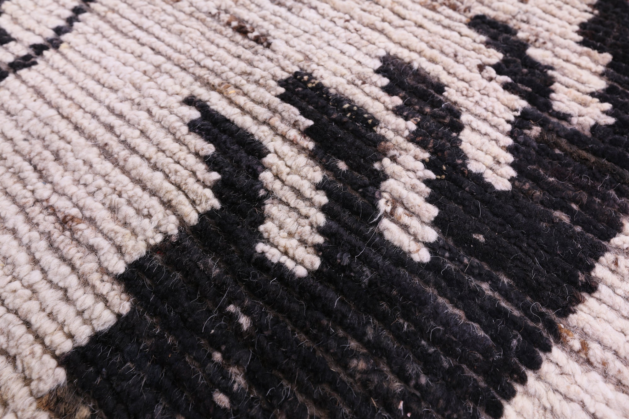 Tribal Moroccan Hand Knotted Wool On Wool Rug - 9' 2" X 11' 8" - Golden Nile