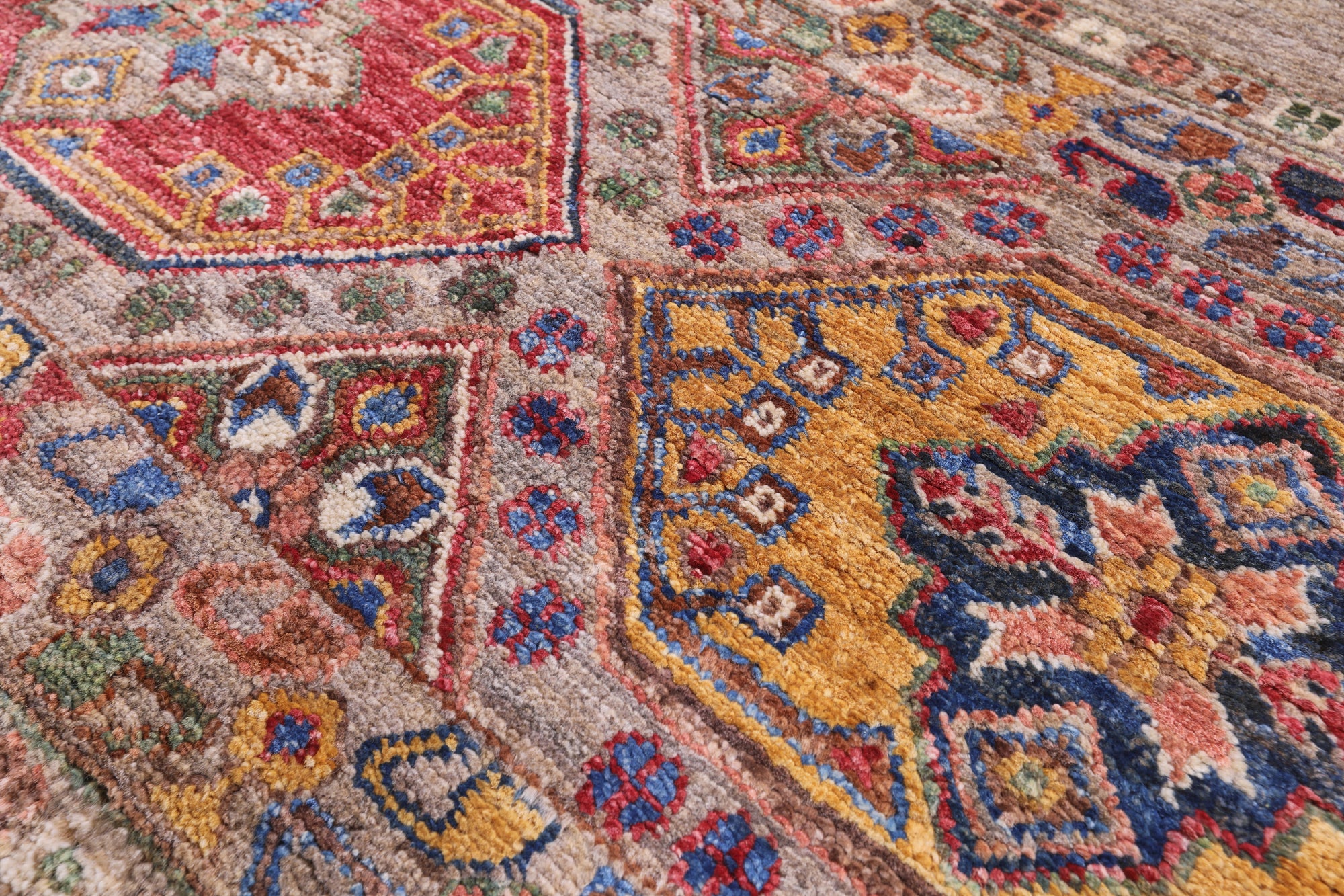 Khorjin Persian Gabbeh Hand Knotted Wool Rug - 6' 11" X 10' 0" - Golden Nile