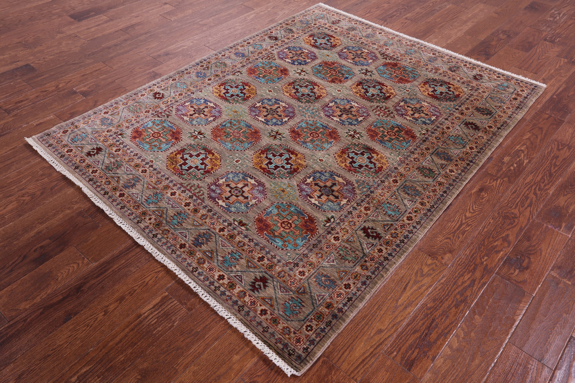 Turkmen Ersari Hand Knotted Wool Rug - 5' 1" X 6' 6" - Golden Nile