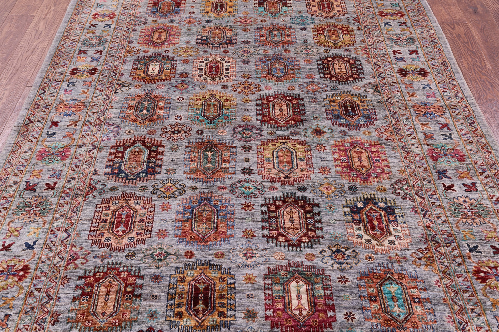 Turkmen Ersari Hand Knotted Wool Rug - 5' 10" X 8' 1" - Golden Nile
