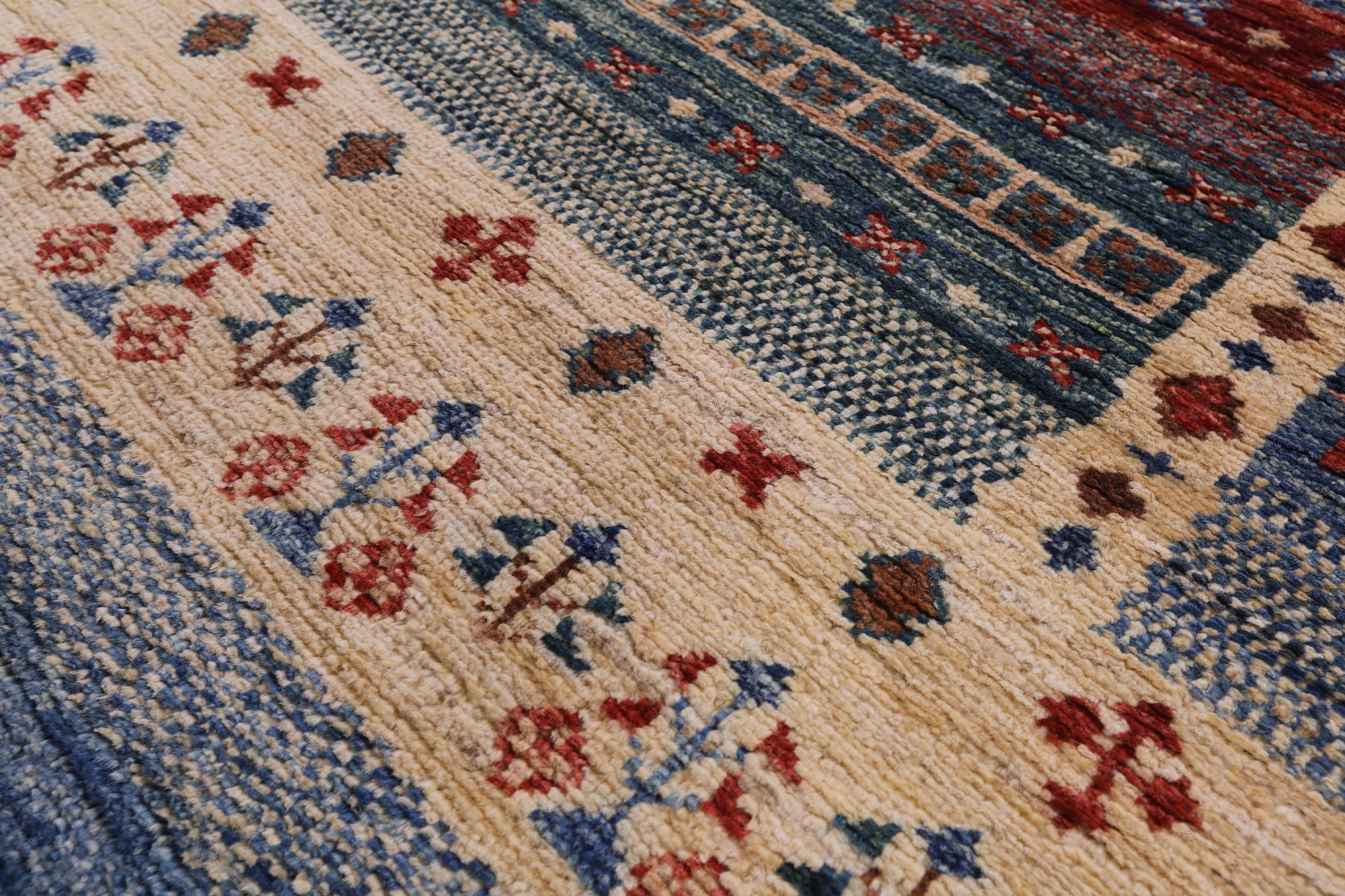 Tribal Persian Gabbeh Handmade Wool Rug - 4' 4" X 5' 9" - Golden Nile