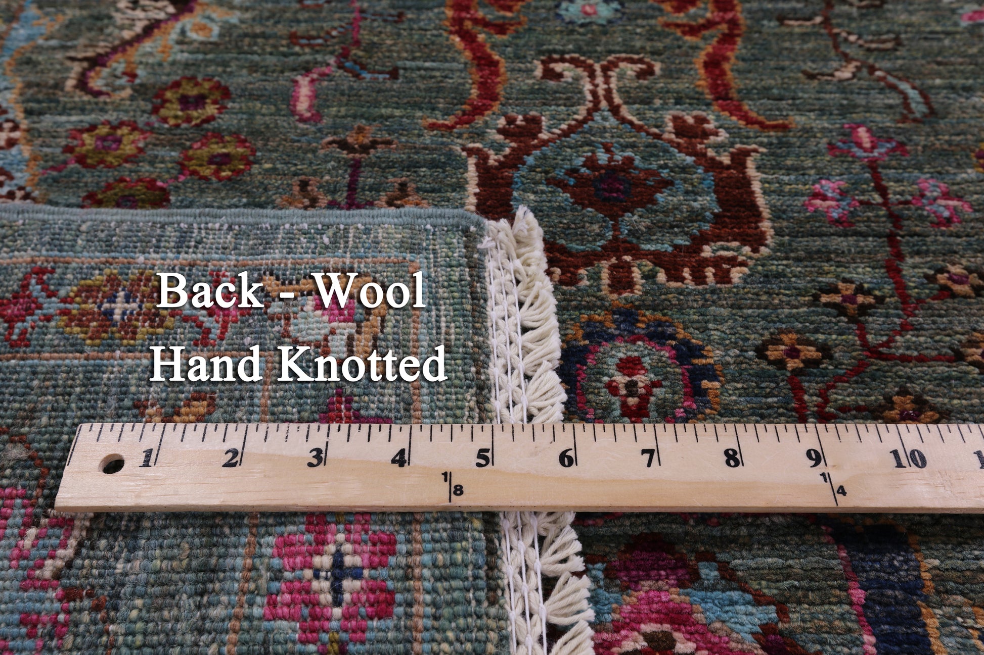 Green Peshawar Hand Knotted Wool Rug - 5' 10" X 7' 10" - Golden Nile
